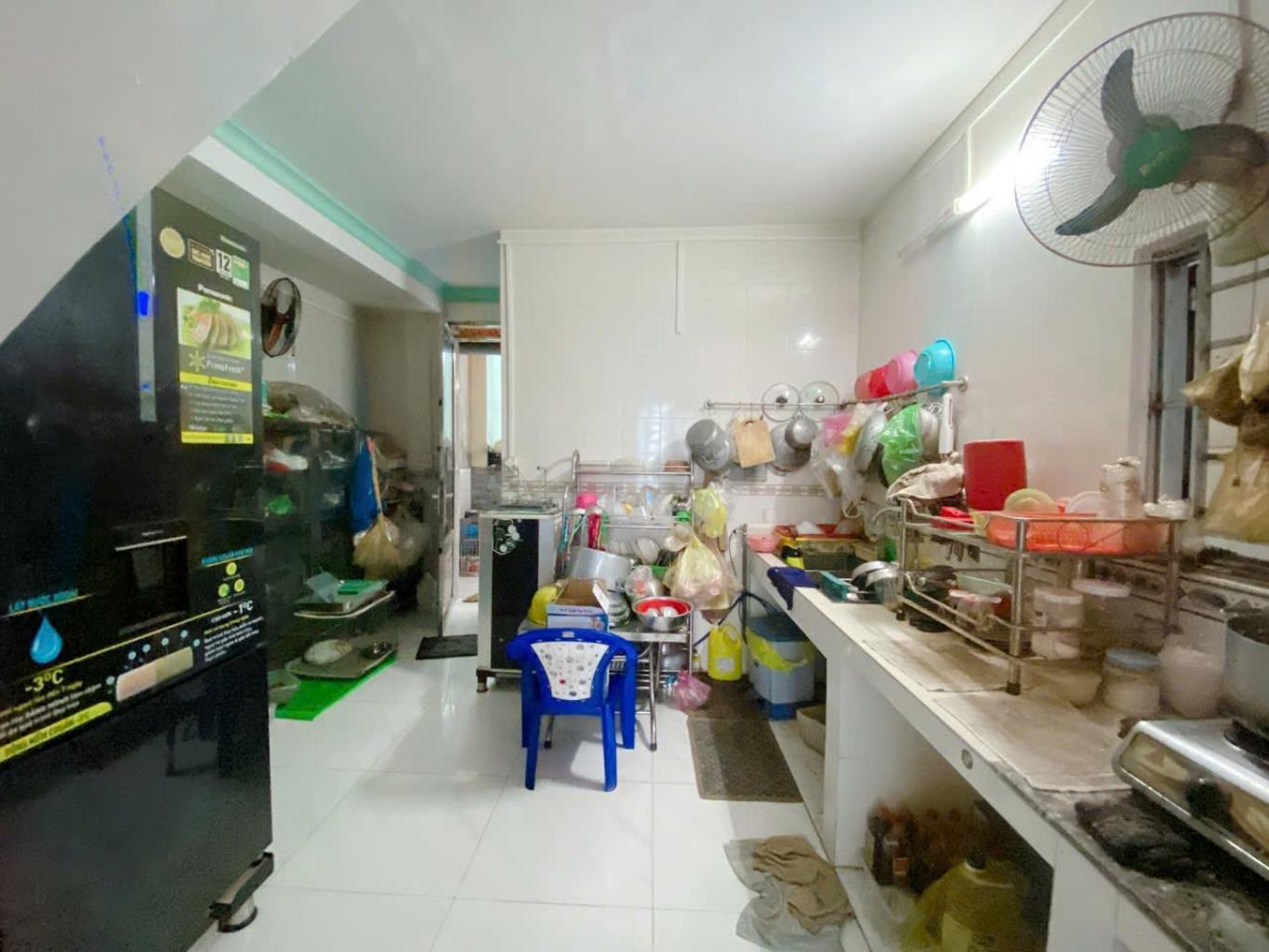 Nhà 4 tầng BTCT hẻm xe tải Bình Trị Đông, Bình Tân, 120m2, phù hợp vừa ở vừa cho thuê
