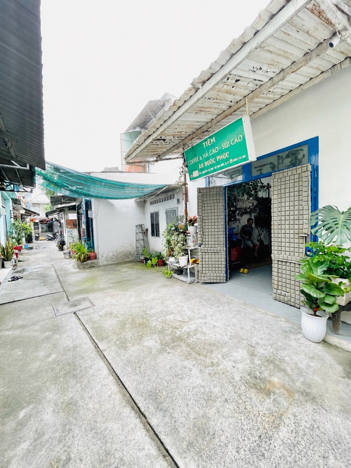 TRUNG TÂM QUẬN 12 - CÁCH GÒ VẤP 500m - VÀI BƯỚC RA MẶT TIỀN TRƯƠNG THỊ HOA - HẺM TRƯỚC NHÀ 5m