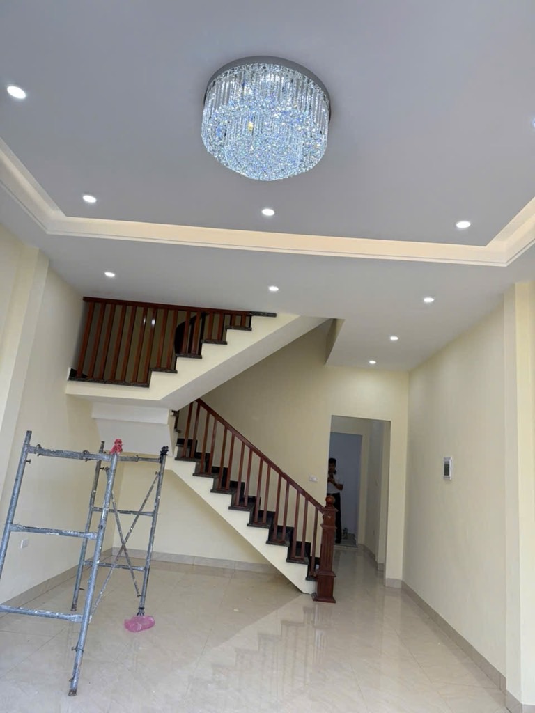 Nhà 3 tầng 55m2 hướng Đông, ô tô vào nhà tại Bắc Hà Nam Hồng
