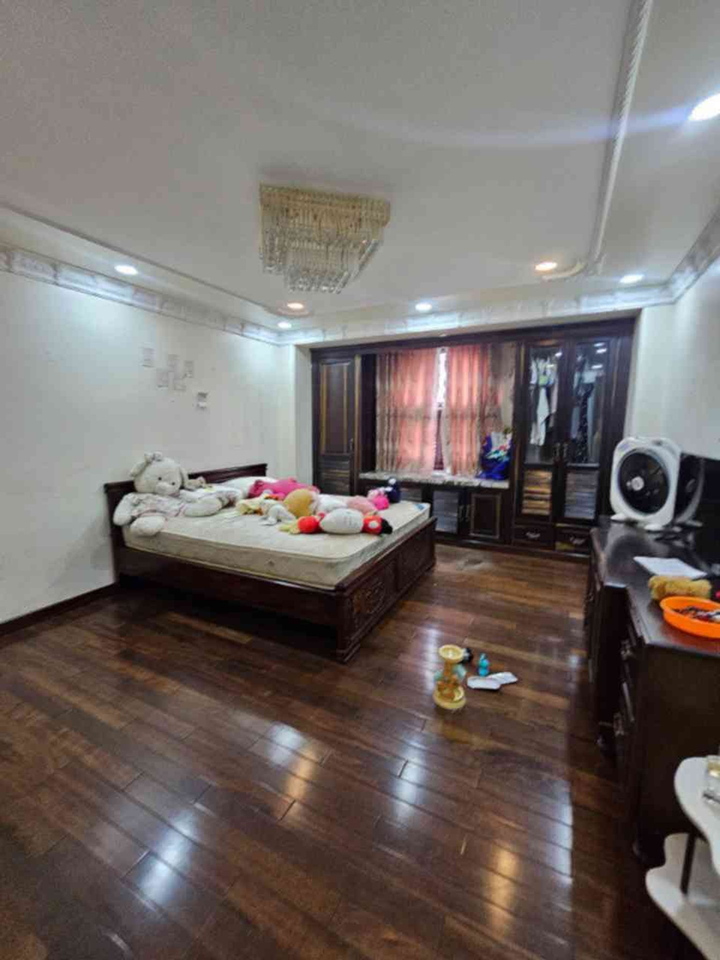 Tòa nhà góc 3 mặt tiền cao cấp tại Tân Tạo, Bình Tân
