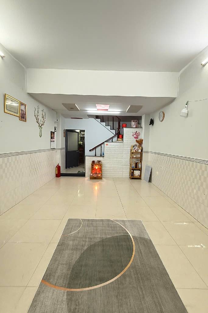 Bán nhà 3 tầng hướng Đông tại phường 7, diện tích 63.2m², phù hợp kinh doanh