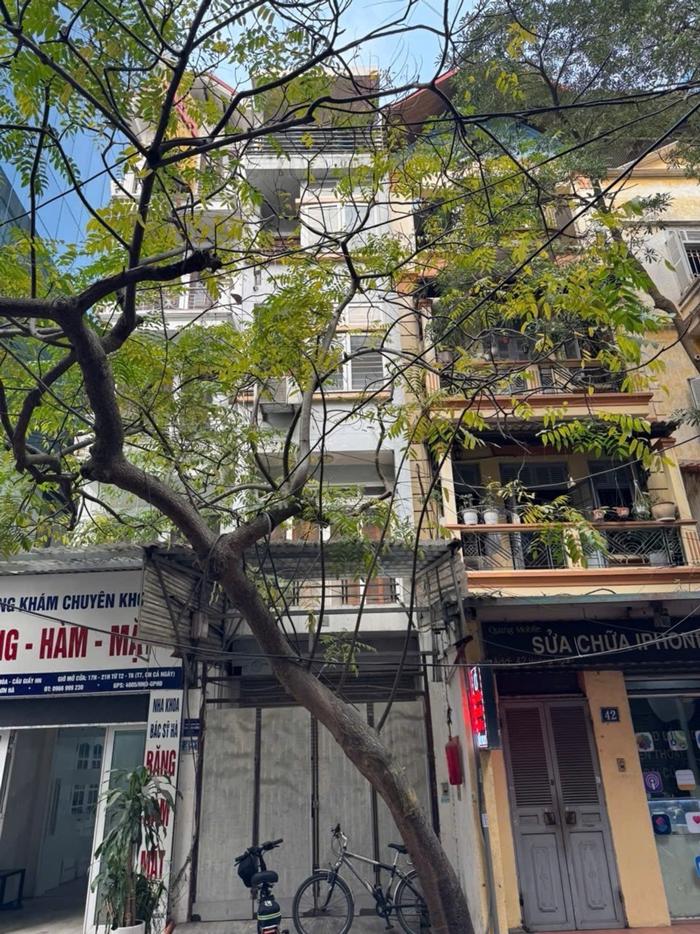 Bán nhà mặt phố Hoàng Ngân 6 tầng, diện tích 56m², kinh doanh sầm uất