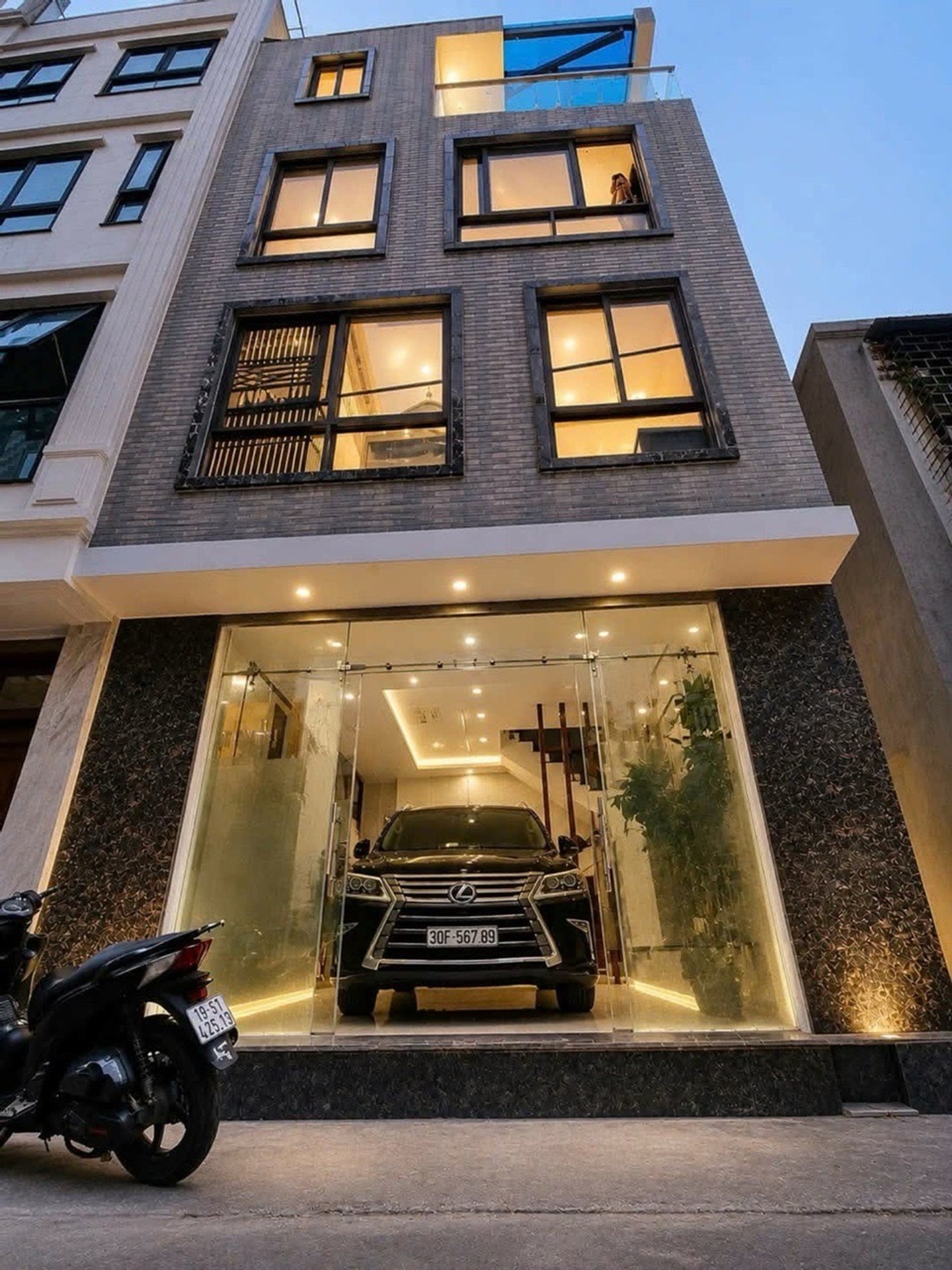 Bán nhà riêng 4 tầng tại Tựu Liệt, mặt tiền 6m, lô góc, kinh doanh tốt