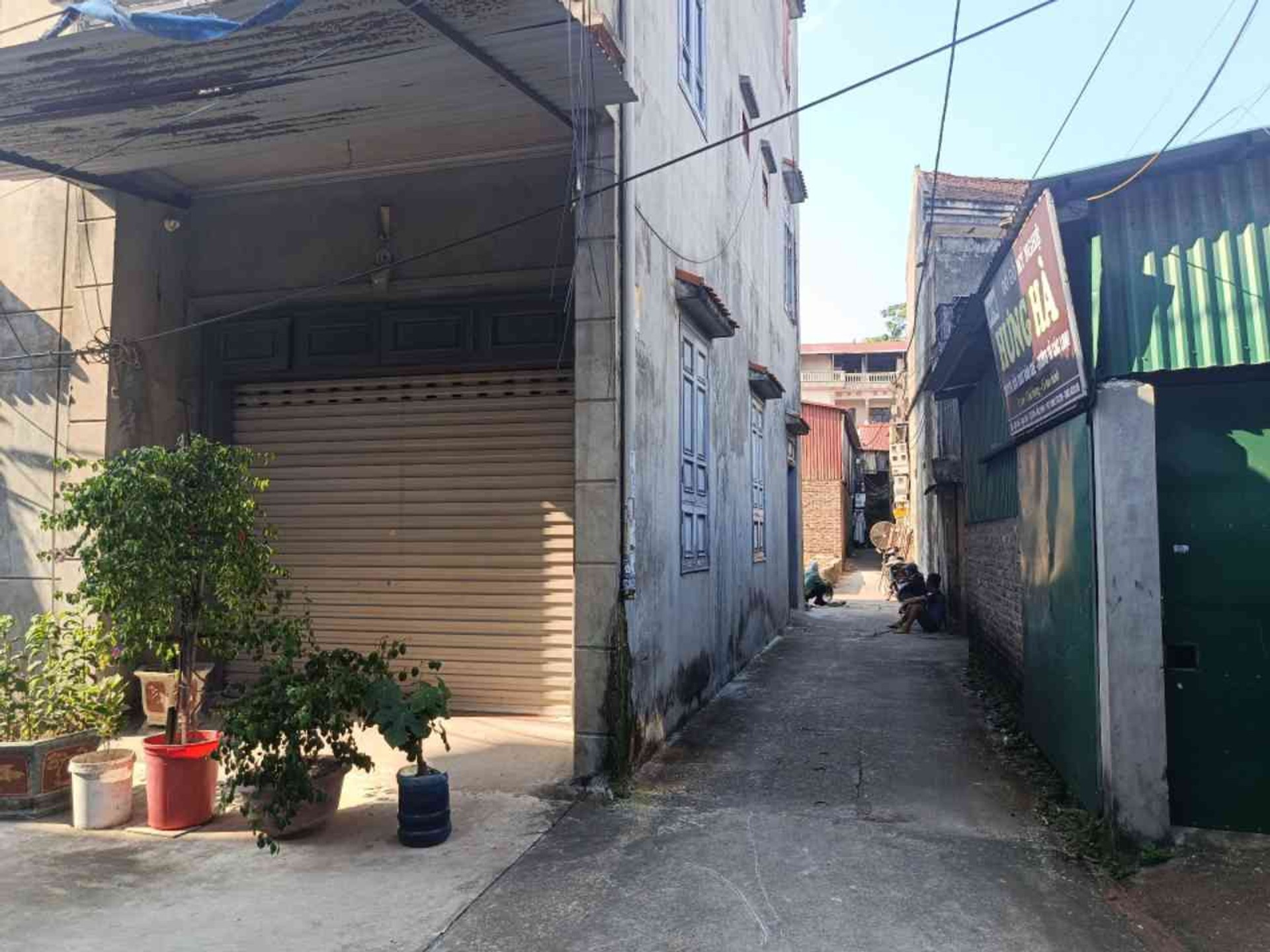 Bán đất 50.8 m² tại khu vực gần Đại học Luật Hà Nội, mặt tiền 6.1 m, pháp lý cơ sở