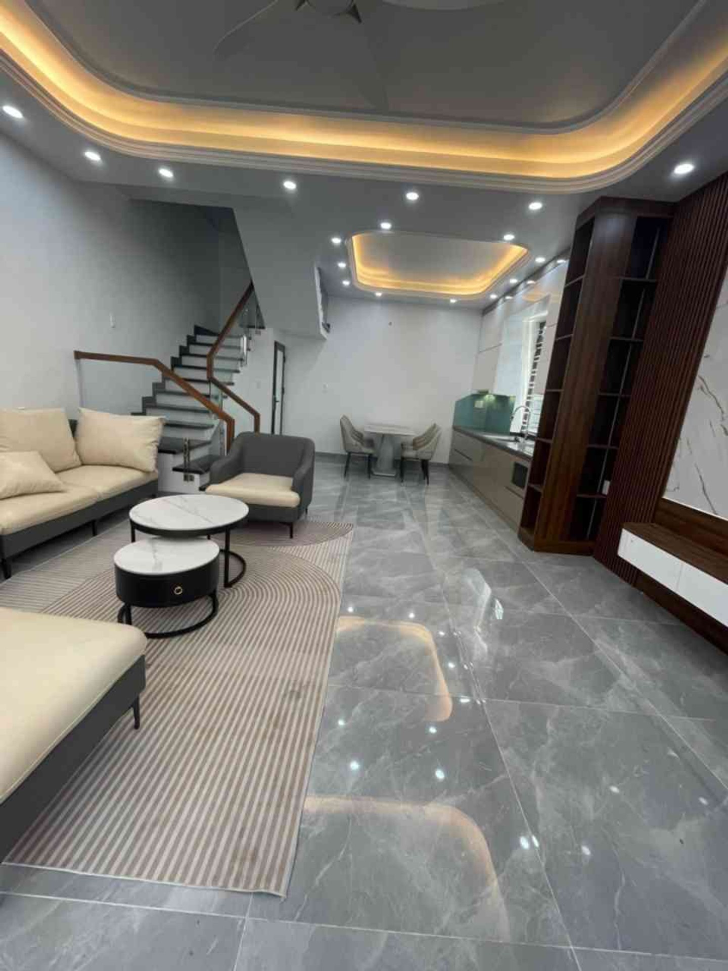 Bán nhà riêng 4 tầng diện tích 43.3m² hướng Đông Bắc tại Vân Tra, An Đồng