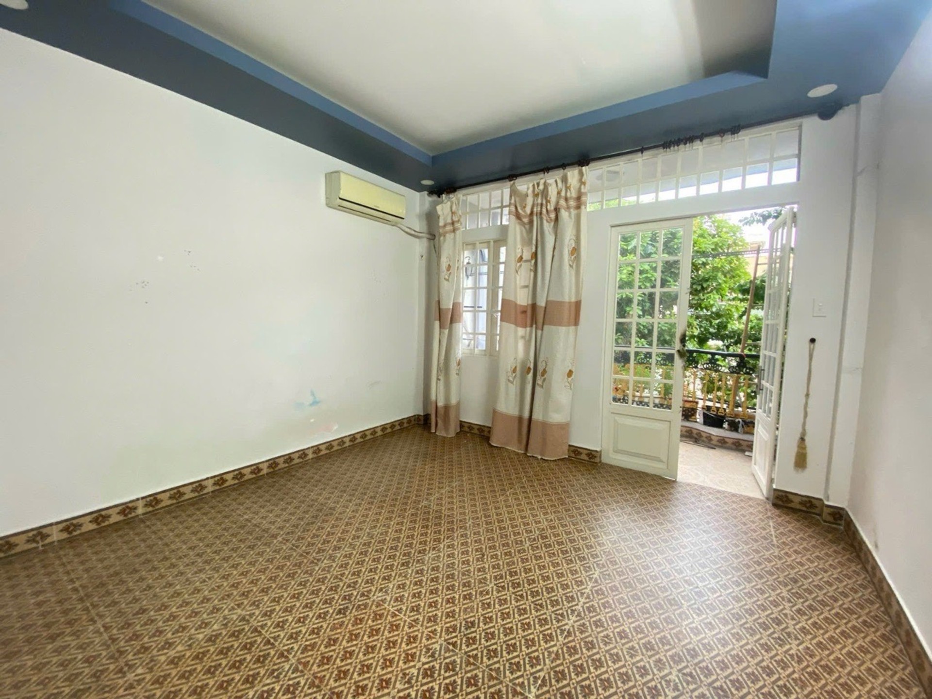 Bán nhà 2 tầng 56m2 gần chợ Phú Thọ Hoà, Tân Phú, giá 7 tỷ