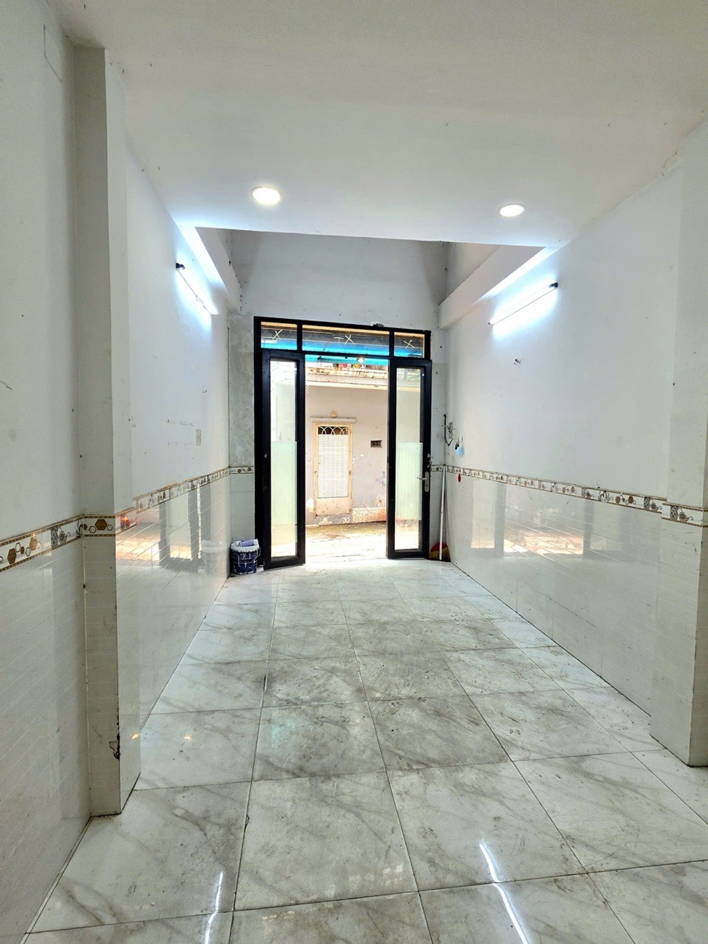 Bán nhà hẻm xe hơi thông Phan Xích Long - 5 Tầng 7 Phòng Ngủ