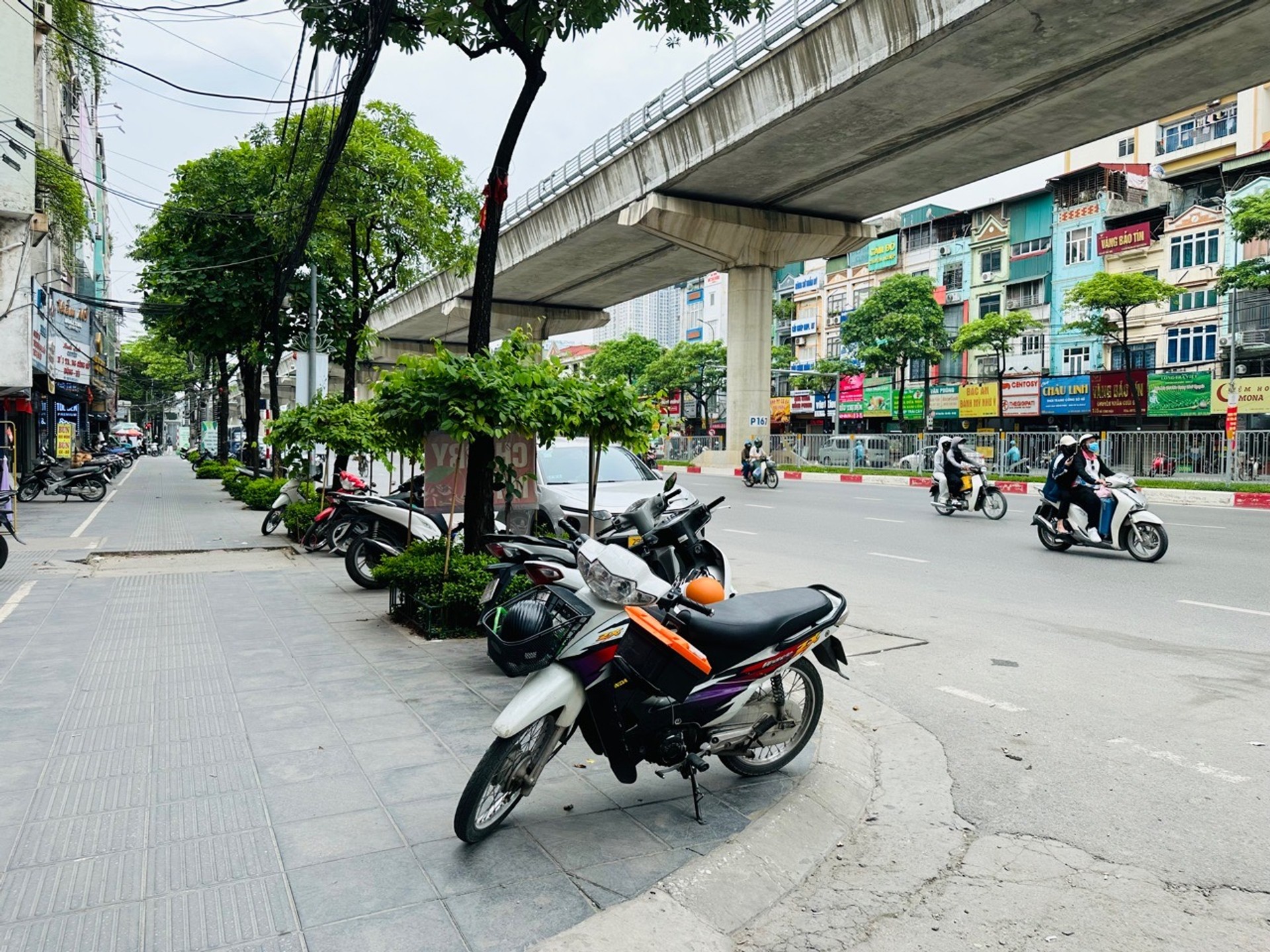 Chung cư mini 6 tầng thang máy, siêu lợi nhuận gần ga tàu điện