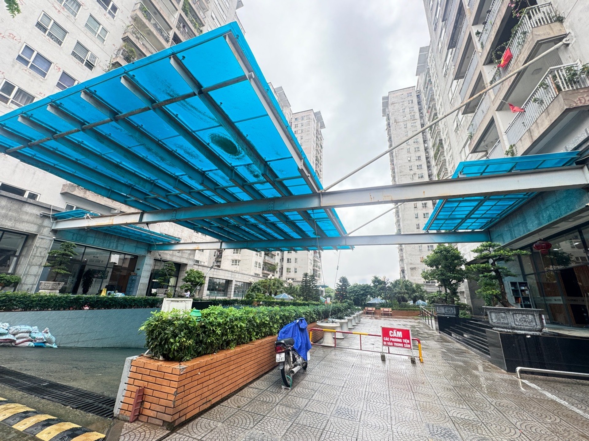 Bán căn hộ Penhouse độc đáo tại khu nhà ở Xuân Phương Quốc Hội, diện tích 93.6m2