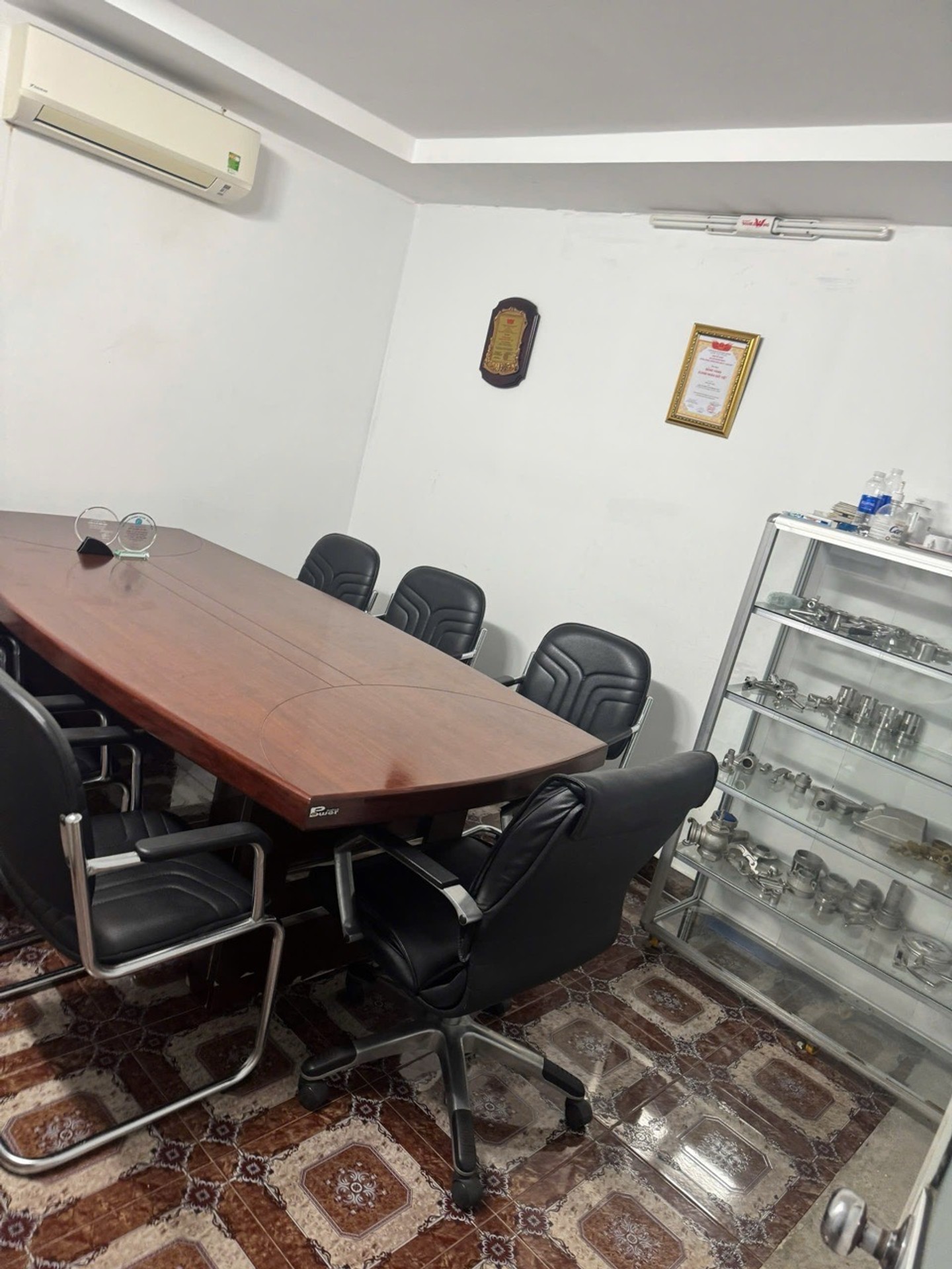 Bán nhà mặt phố 3 tầng tại Phường Phú Thọ Hoà, TPHCM