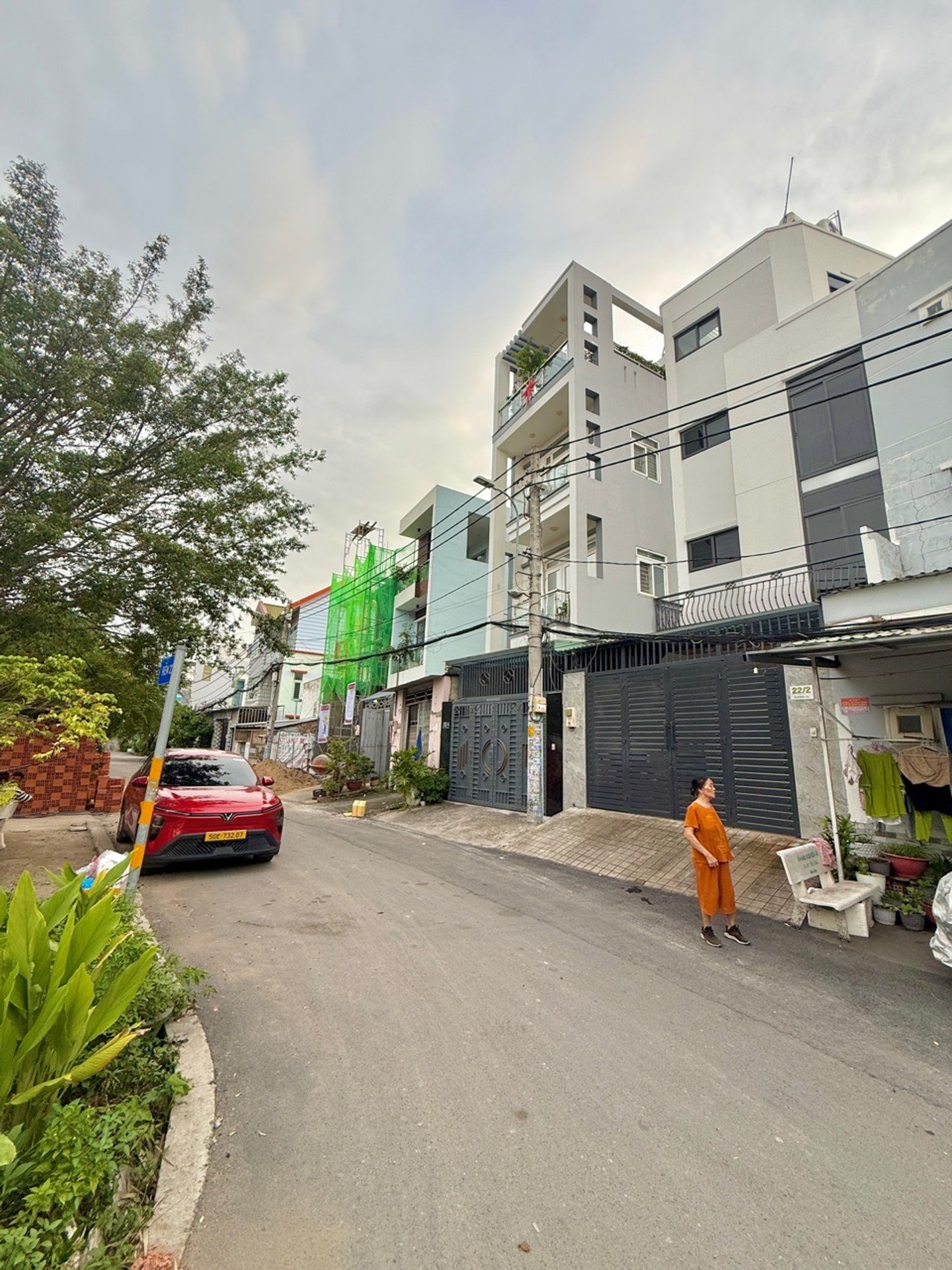 Bán nhà 3 tầng diện tích 72.7m² khu biệt thự Hiệp Bình Chánh, TP HCM