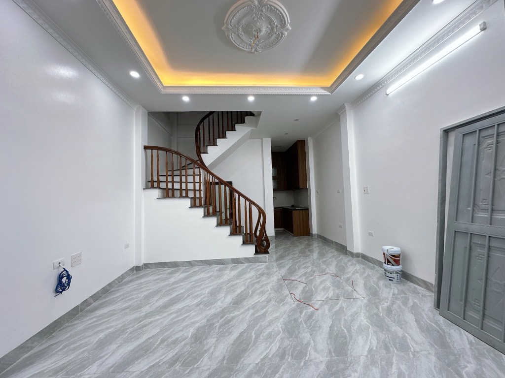 Nhà 5 tầng mới xây trung tâm Hai Bà Trưng, thiết kế hiện đại 3 phòng ngủ