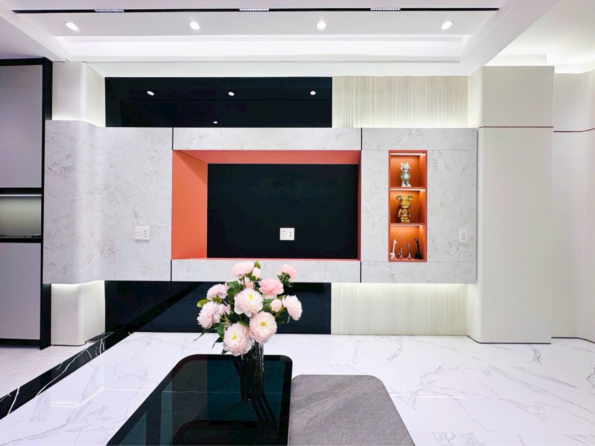 Bán nhà riêng 3 tầng tại Quận 7, diện tích 46.8 m2, pháp lý đầy đủ - 0934 194 634 Em Quý