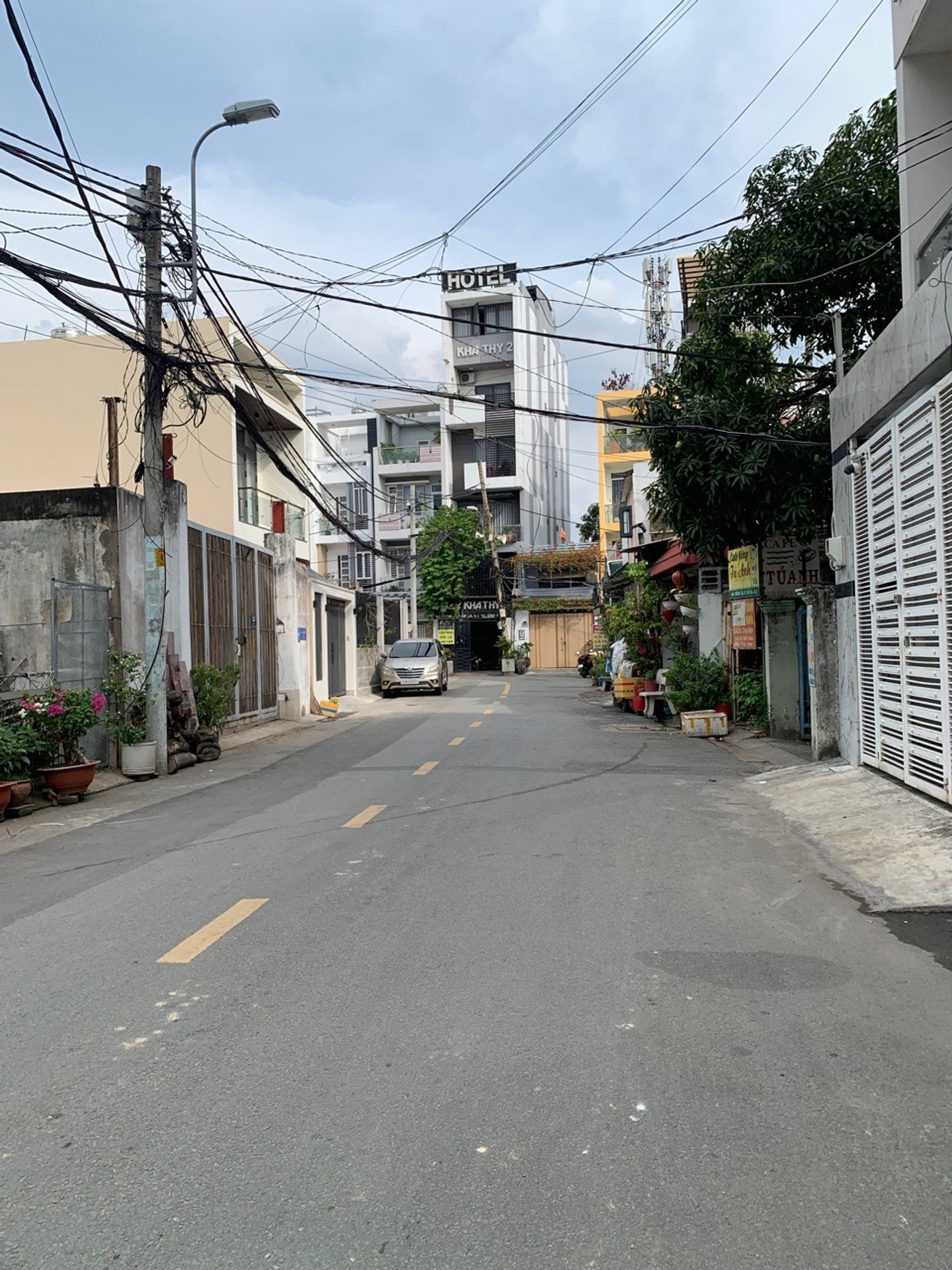 Bán nhà mặt phố 5 tầng, 107m2, P. Cát Lái, giá 18.7 tỷ