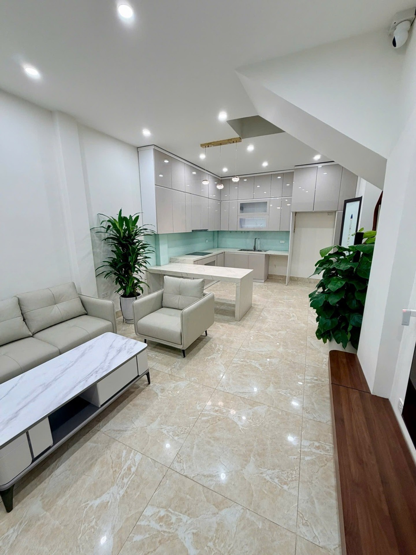 Bán nhà riêng Chính chủ tại Phố Lê Đức Thọ, Nam Từ Liêm 40m2 , xây 5 tầng ở ngay.