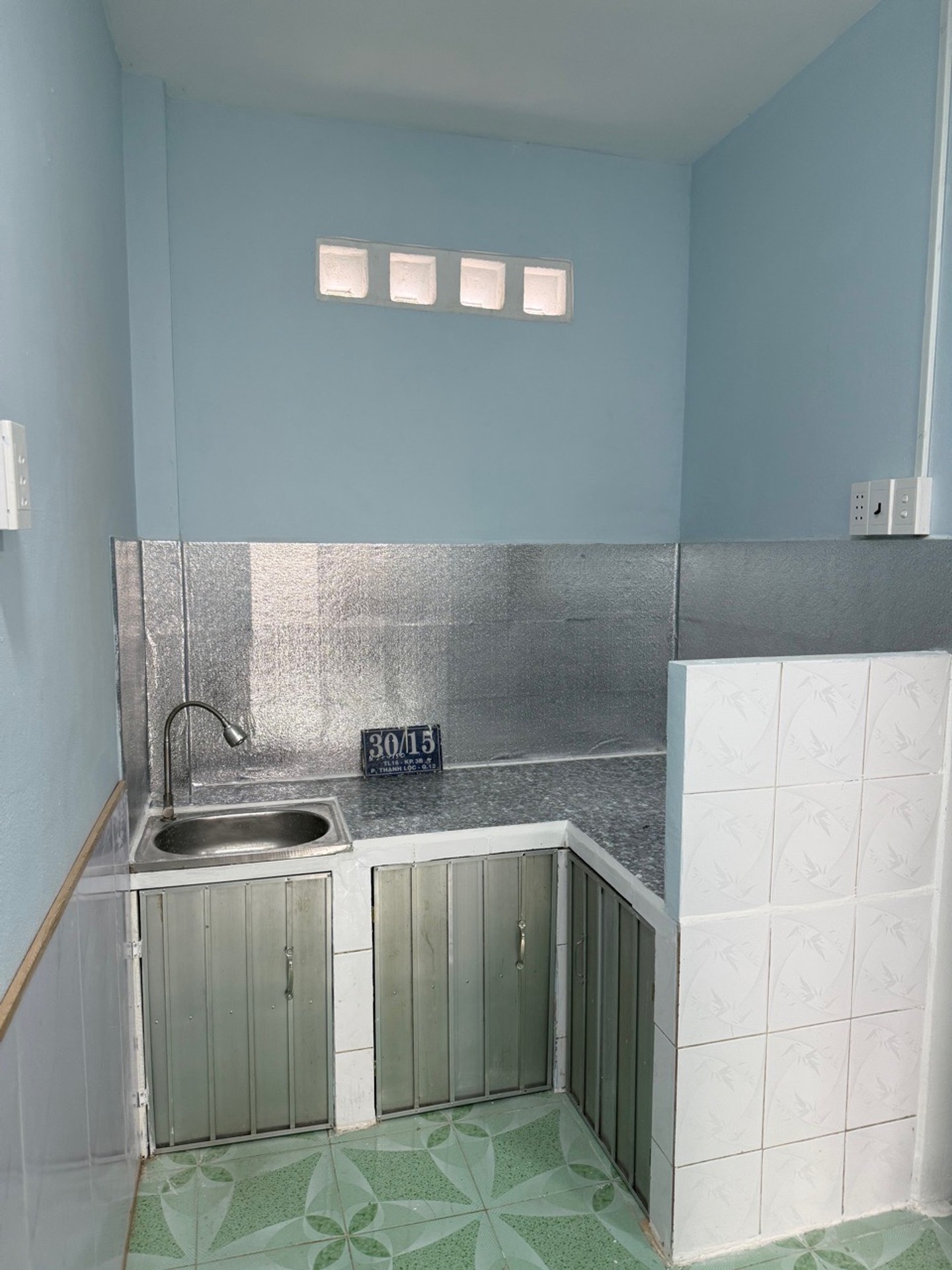 Bán nhà 2 tầng nhỏ, giá 2.37 tỷ ở khu dân cư Thạnh Lộc