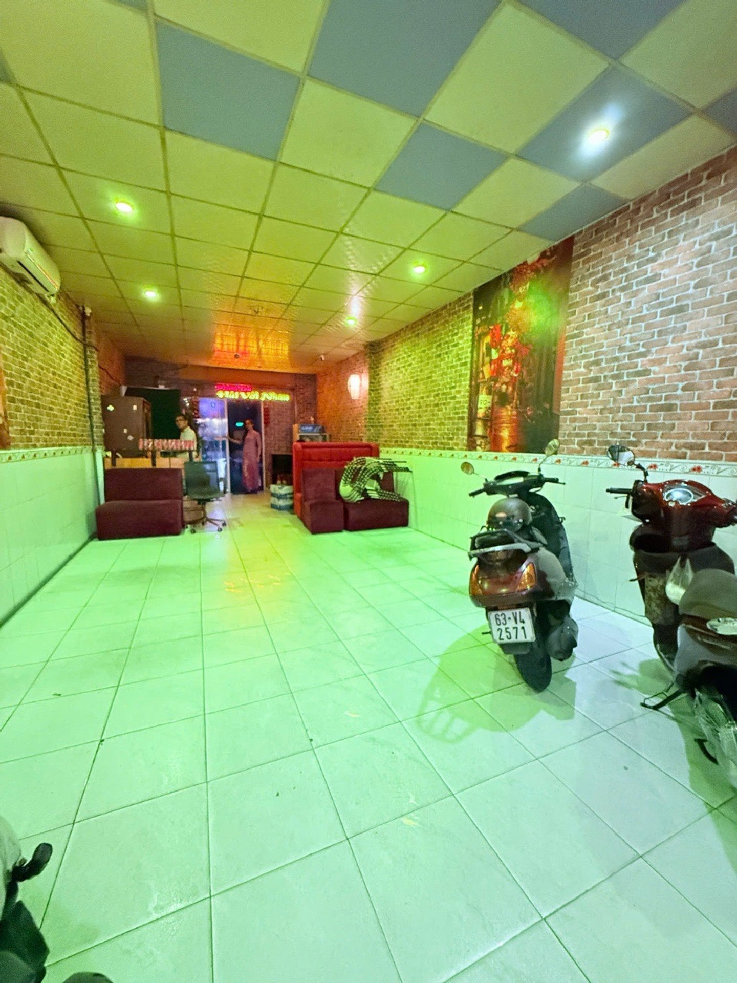 Bán nhà mặt phố Kênh Tân Hoá, quận Tân Phú, mặt tiền 4.2m, diện tích 134.3m2, phù hợp kinh doanh