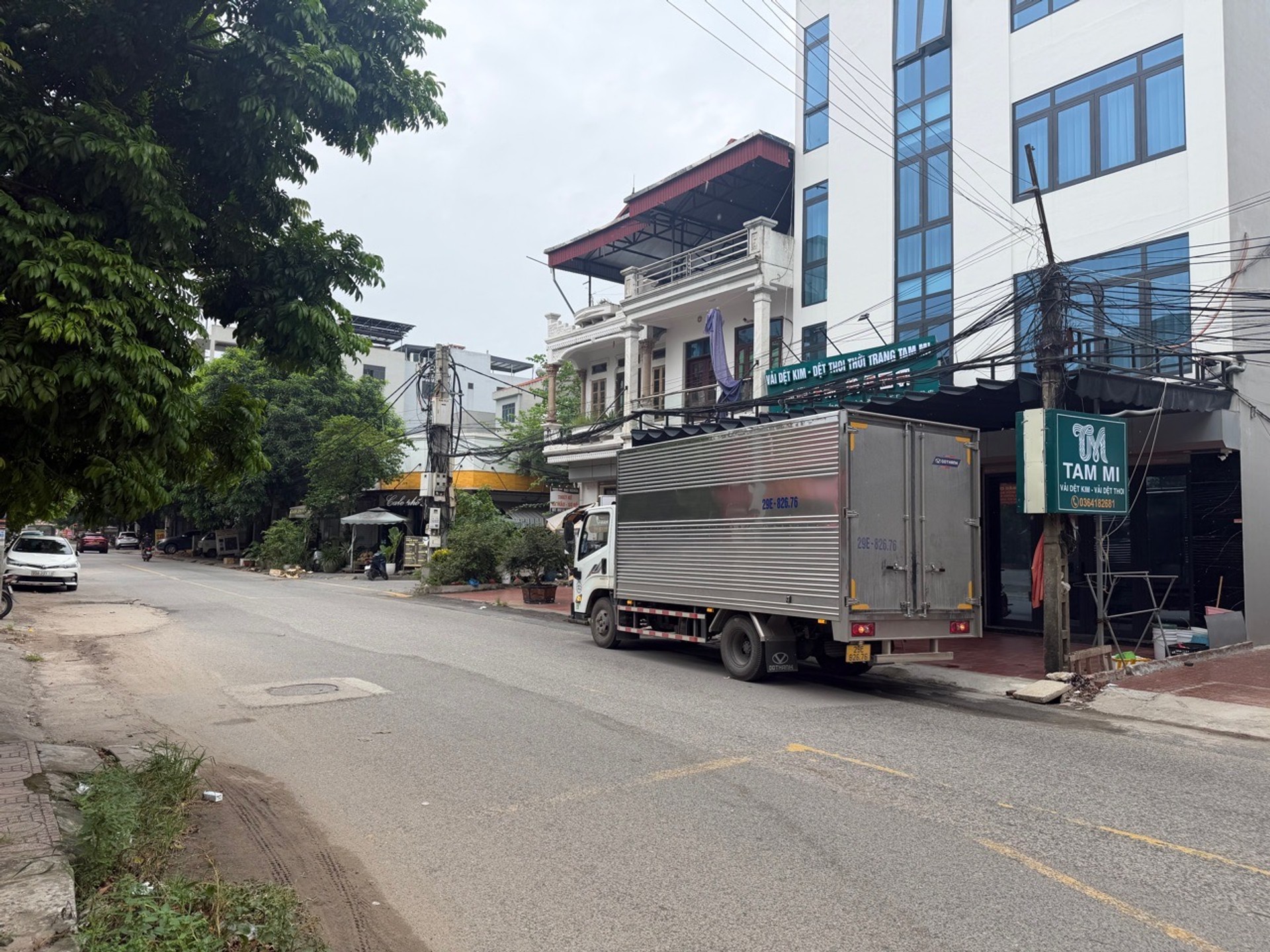 Bán nhà mặt phố tại Long Vỹ Đình Bảng, 7 tầng, lô góc 3 mặt, diện tích 90,5m2