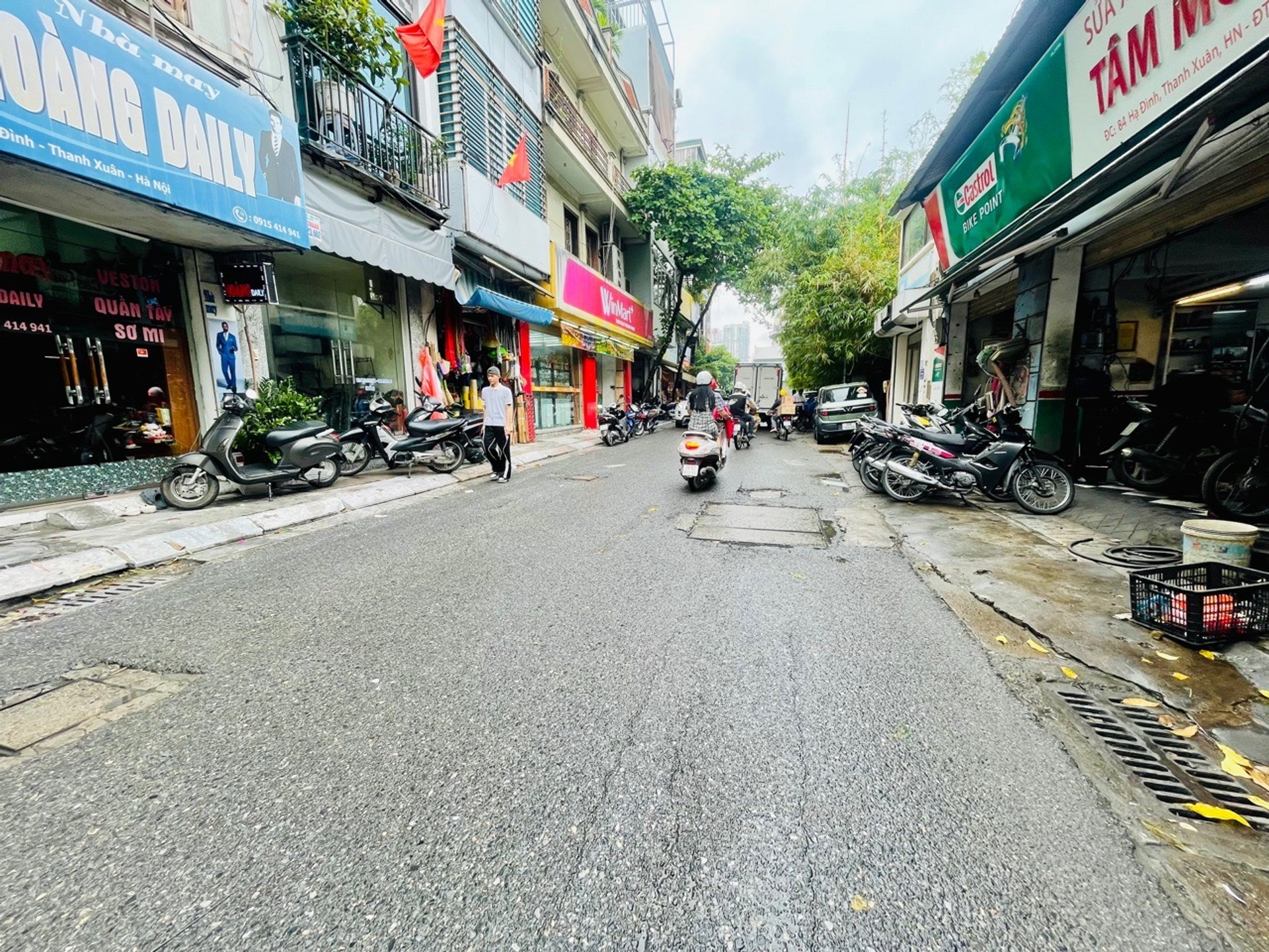 Nhà mặt phố Hạ Đình 68m², kinh doanh thuận lợi, mặt tiền rộng, giá 25 tỷ