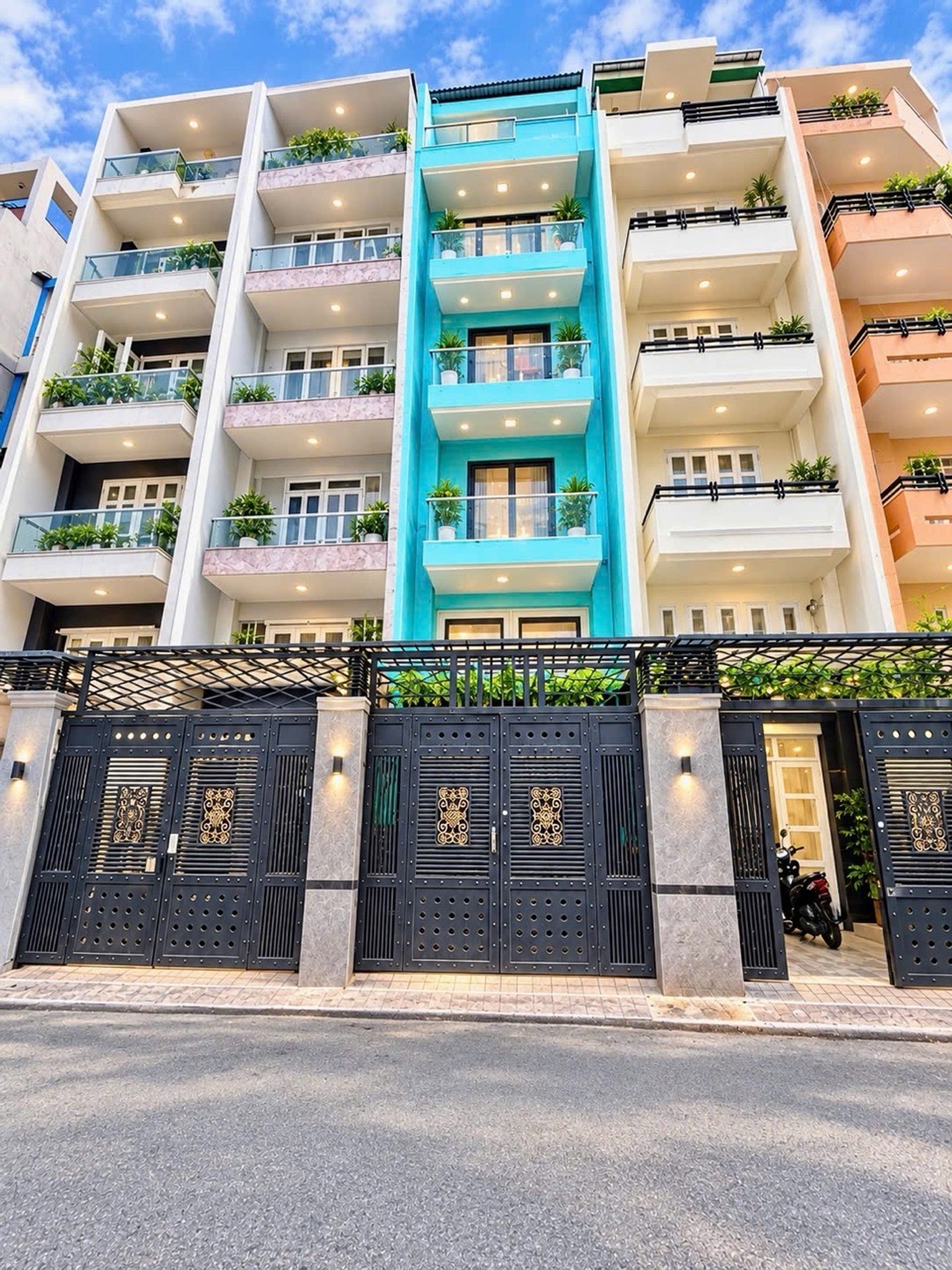 Nhà 6 tầng tại Âu Cơ, Tân Bình, 76m², hẻm ôtô tránh, 10 phòng khép kín