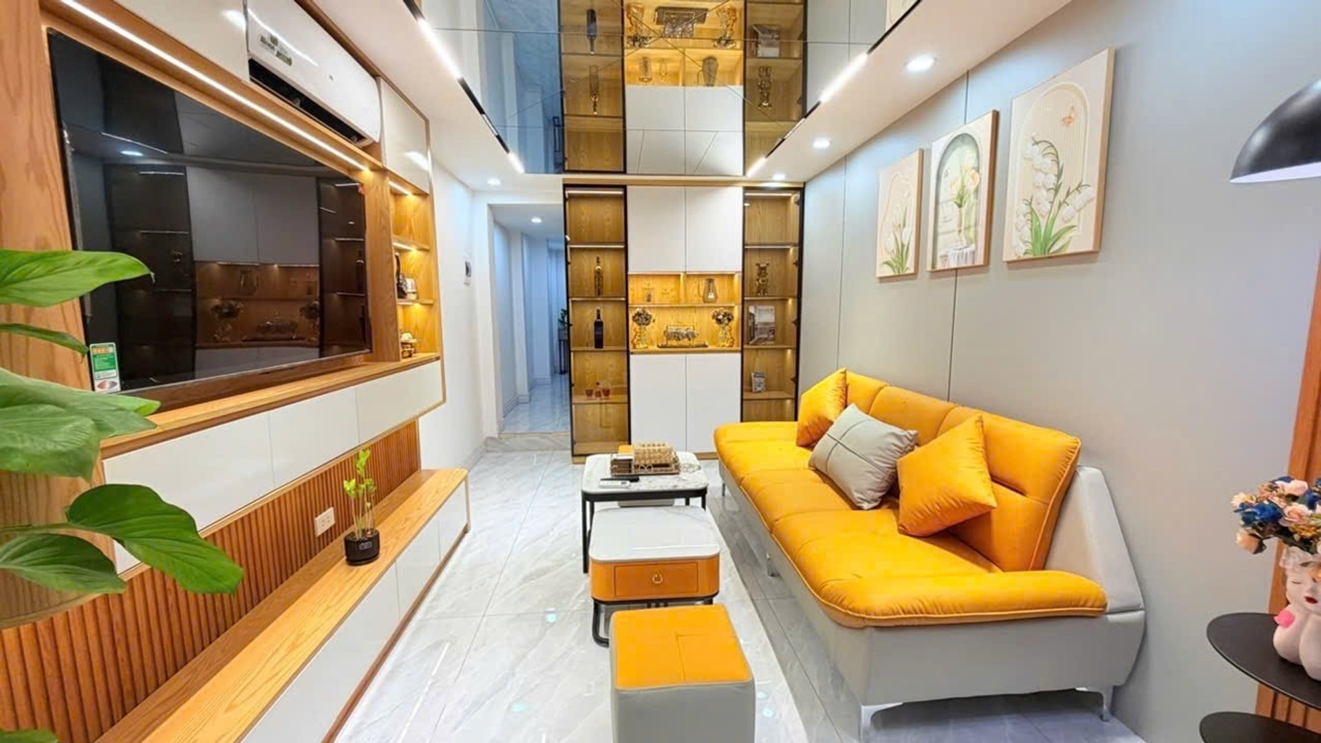 Bán nhà 6 tầng có thang máy, ngõ rộng tại Hoàng Hoa Thám
