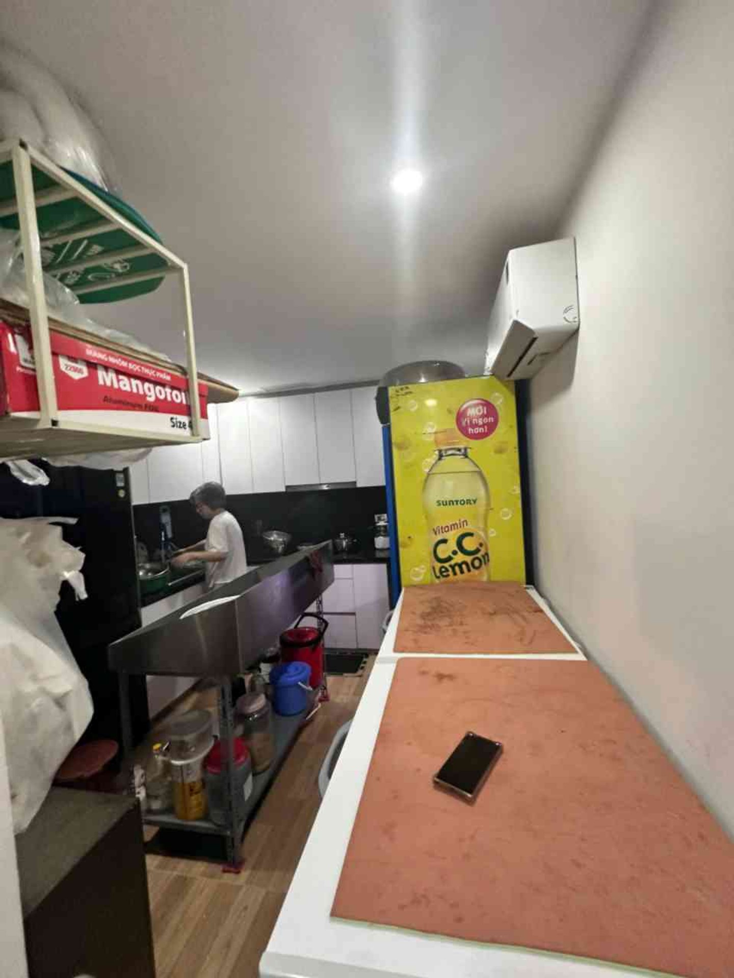 Căn Hộ Sáng Bừng Năng Lượng Giữa Trung Tâm Hoàng Quốc Việt