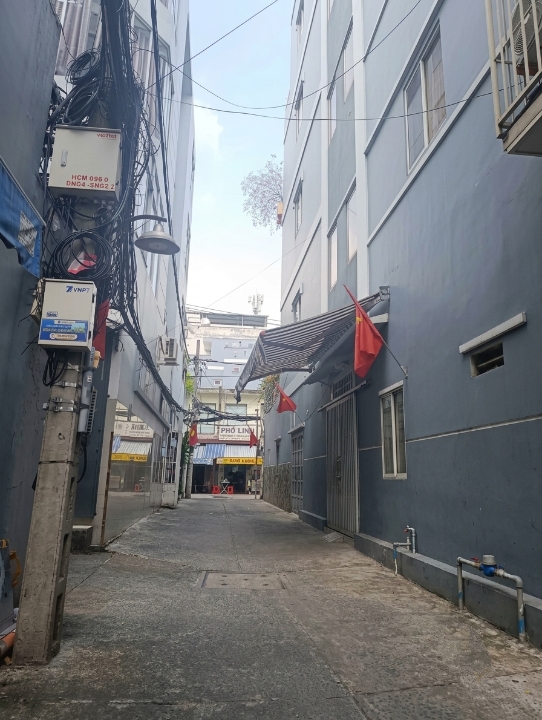 Bán nhà mới Dương Bá Trạc 48 m²
2 tầng 2PN 2WC, hẻm trước nhà thông thoáng rộng rãi yên tĩnh