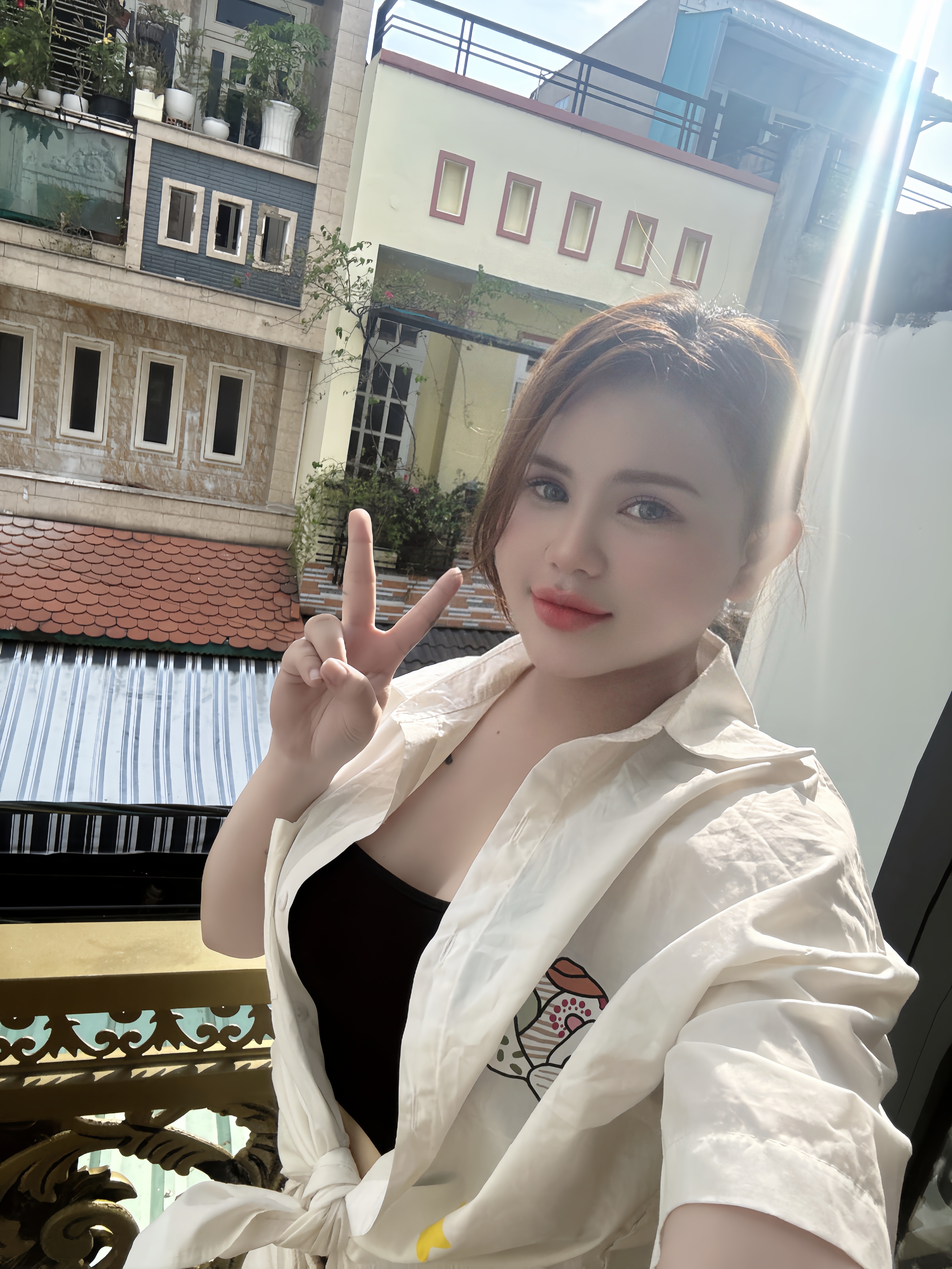 🏡 CELADON AEON MALL TÂN PHÚ
4x11M nhà mới hoàn công đủ
Hẻm ô tô tránh
Chỉ 5TY có nhà xinh