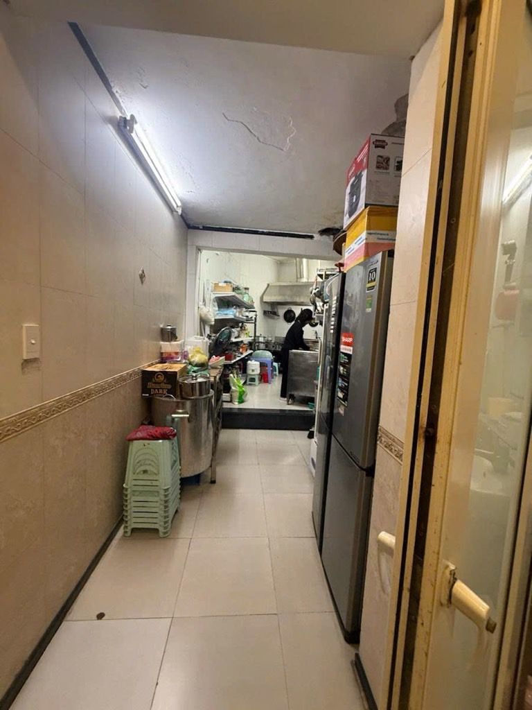 Bán nhà mặt phố tại khu phố cổ Hà Nội, 5 tầng, vị trí kinh doanh đắc địa