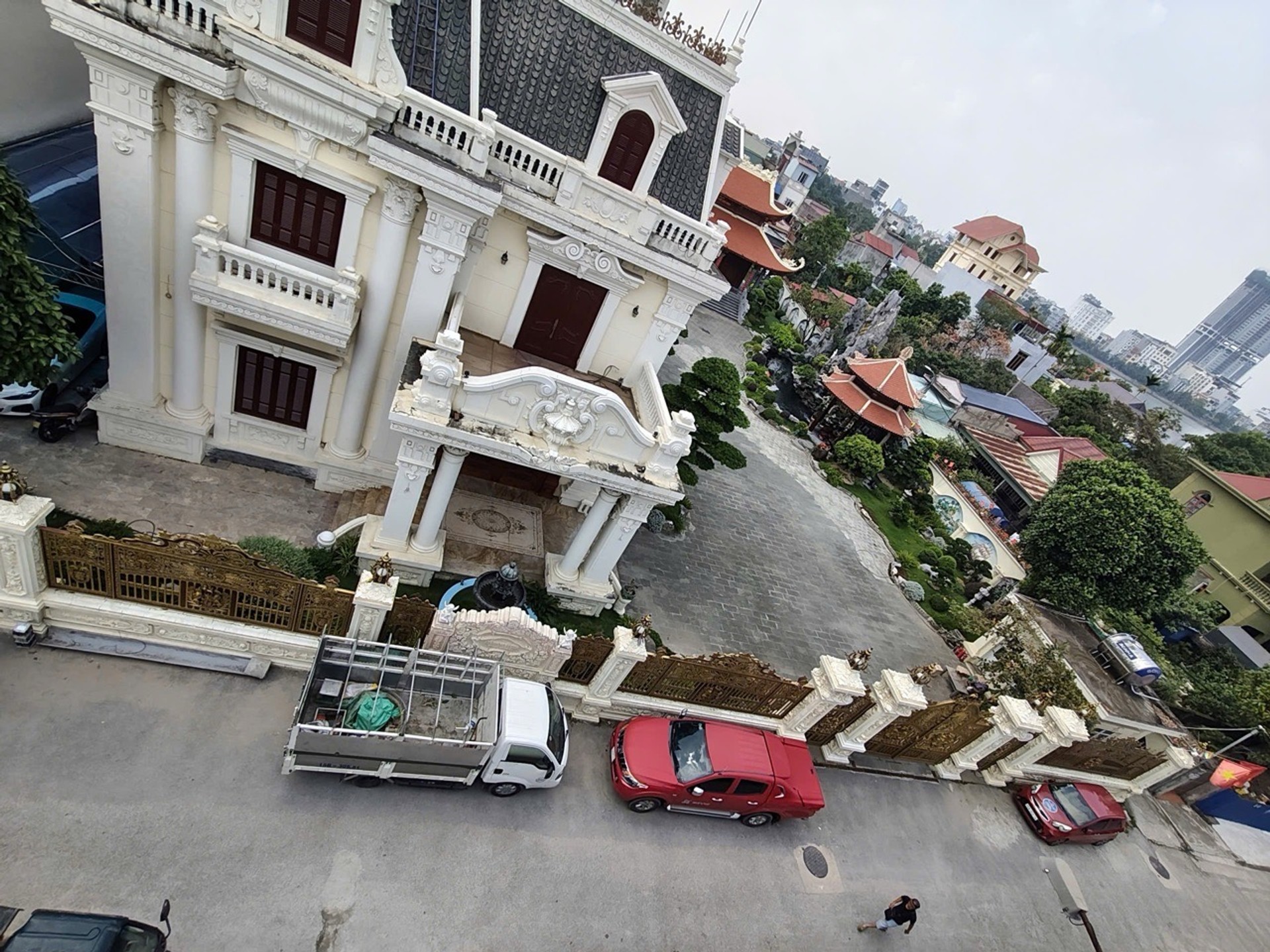 Cơ hội vàng sở hữu nhà mặt phố Phương Lưu, giá tốt hiếm có!