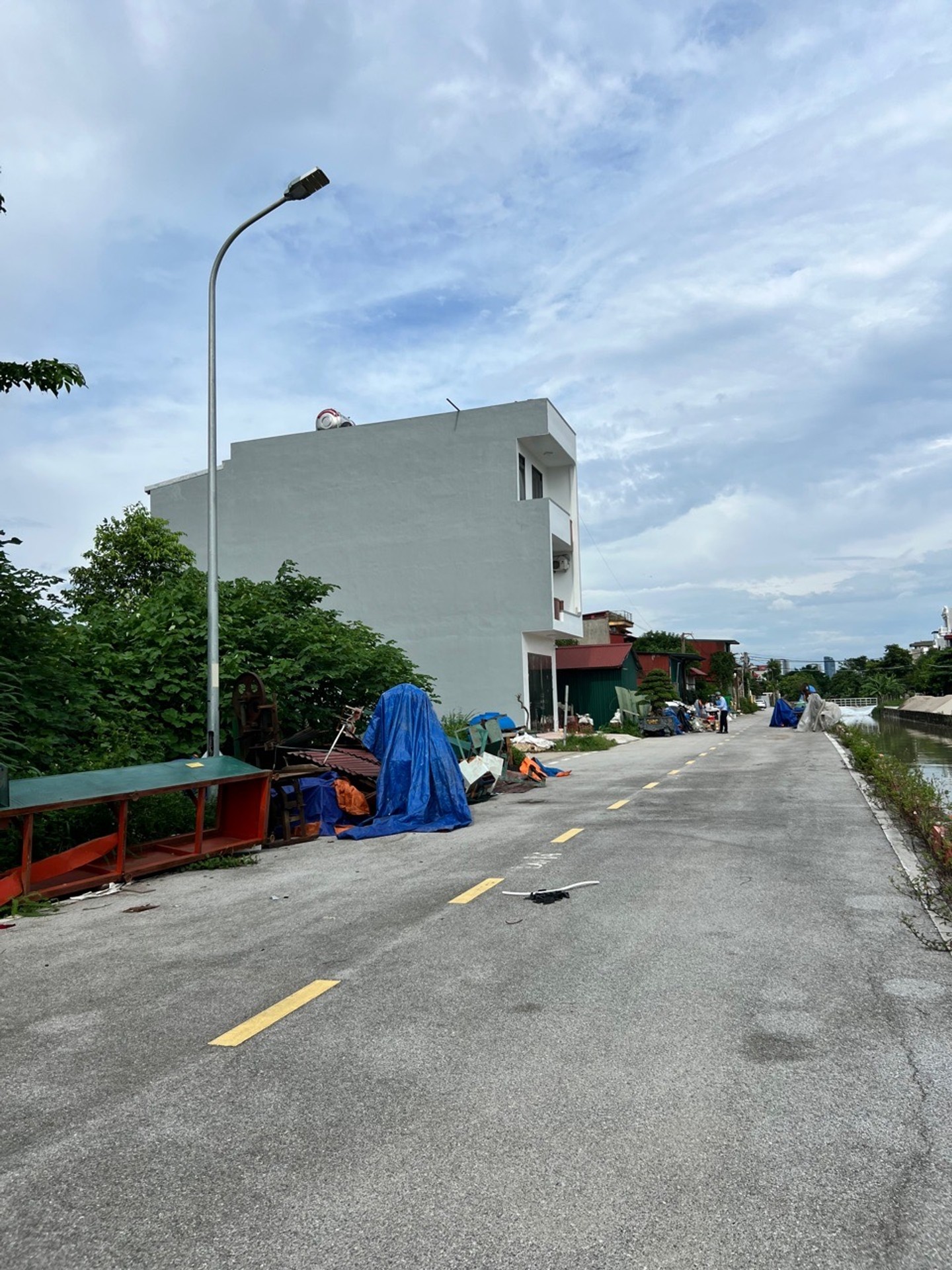 Cơ hội có một không hai sở hữu mảnh đất mặt tiền rộng, ô tô vào tận nơi tại Trà Xuyên