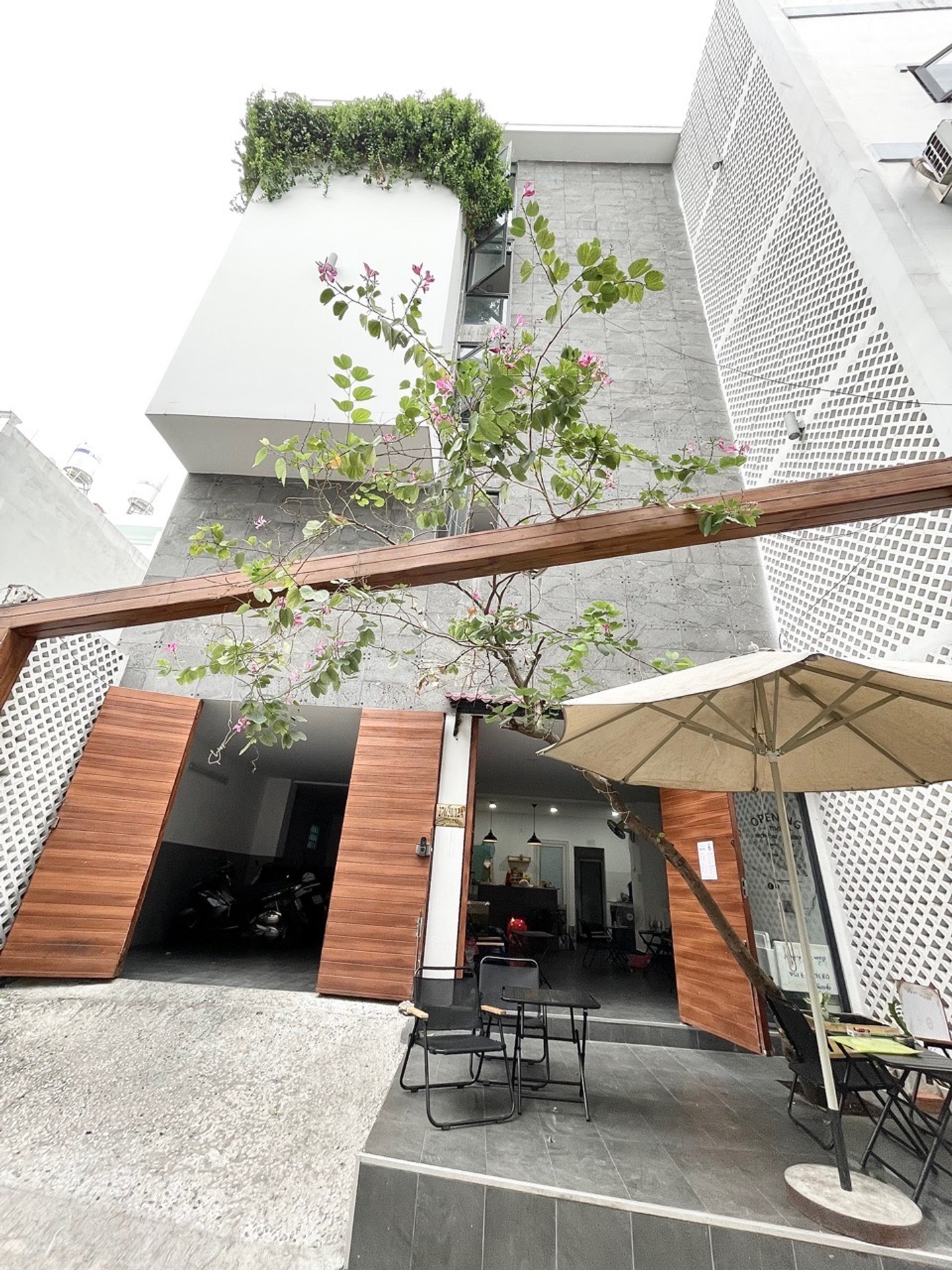 Nhà phố 6 tầng thang máy, kinh doanh đỉnh tại Gò Vấp
