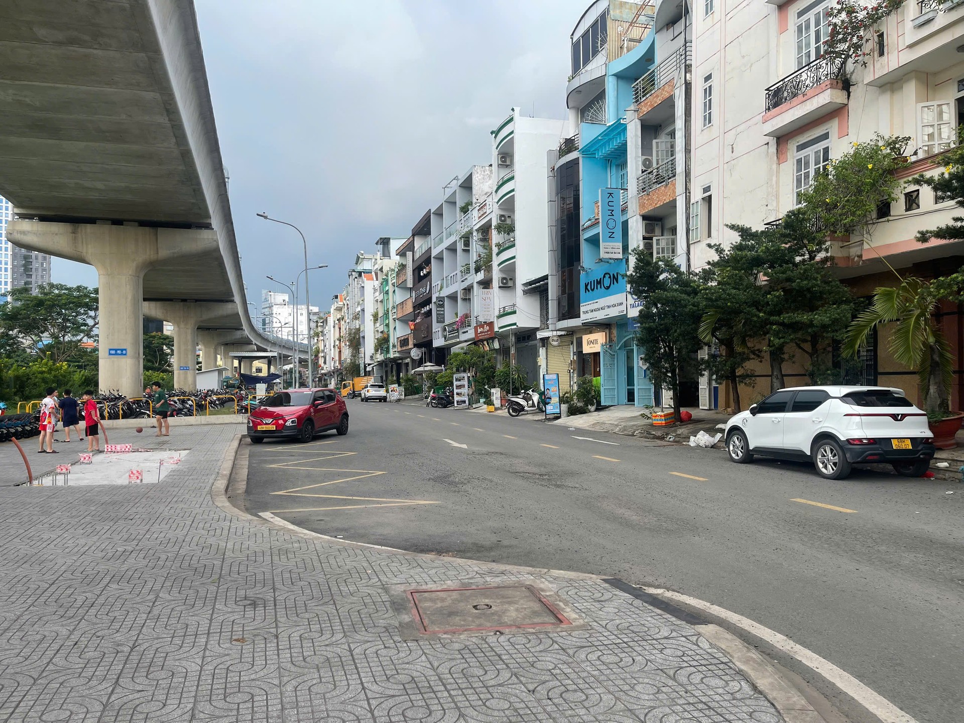 Bán Nhà 3 Mặt Tiền Hẻm Xe Hơi Đậu Cửa Tại Điện Biên Phủ Bình Thạnh. Sổ hồng pháp lý,