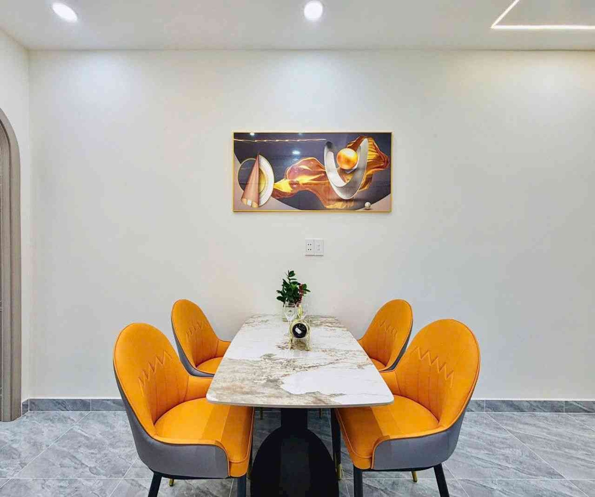 Nhà Xinh Hẻm Xe Hơi Gần Hoàng Bật Đạt, Tân Bình 5 Tỷ