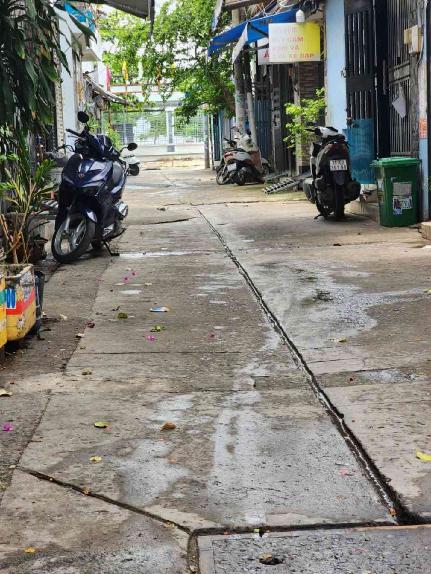 NHÀ BÌNH TÂN GIÁ RẺ 4.6 TỶ- 86M2 - NGANG 4.3X20M - HẺM 6M THÔNG