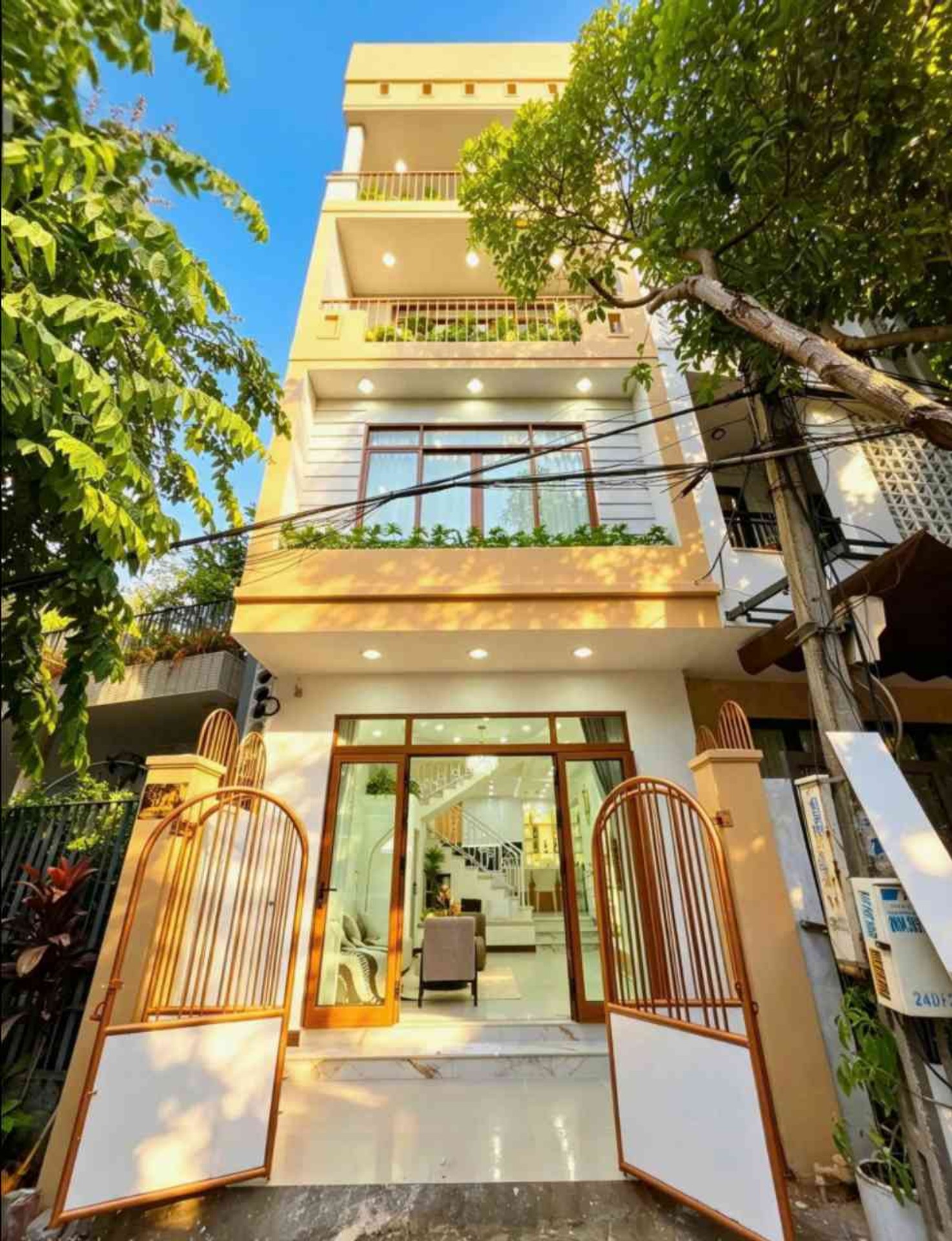 Cơ Hội Hiếm Có Nhà Mặt Phố Trưng Nữ Vương 4 Tầng Sang Trọng