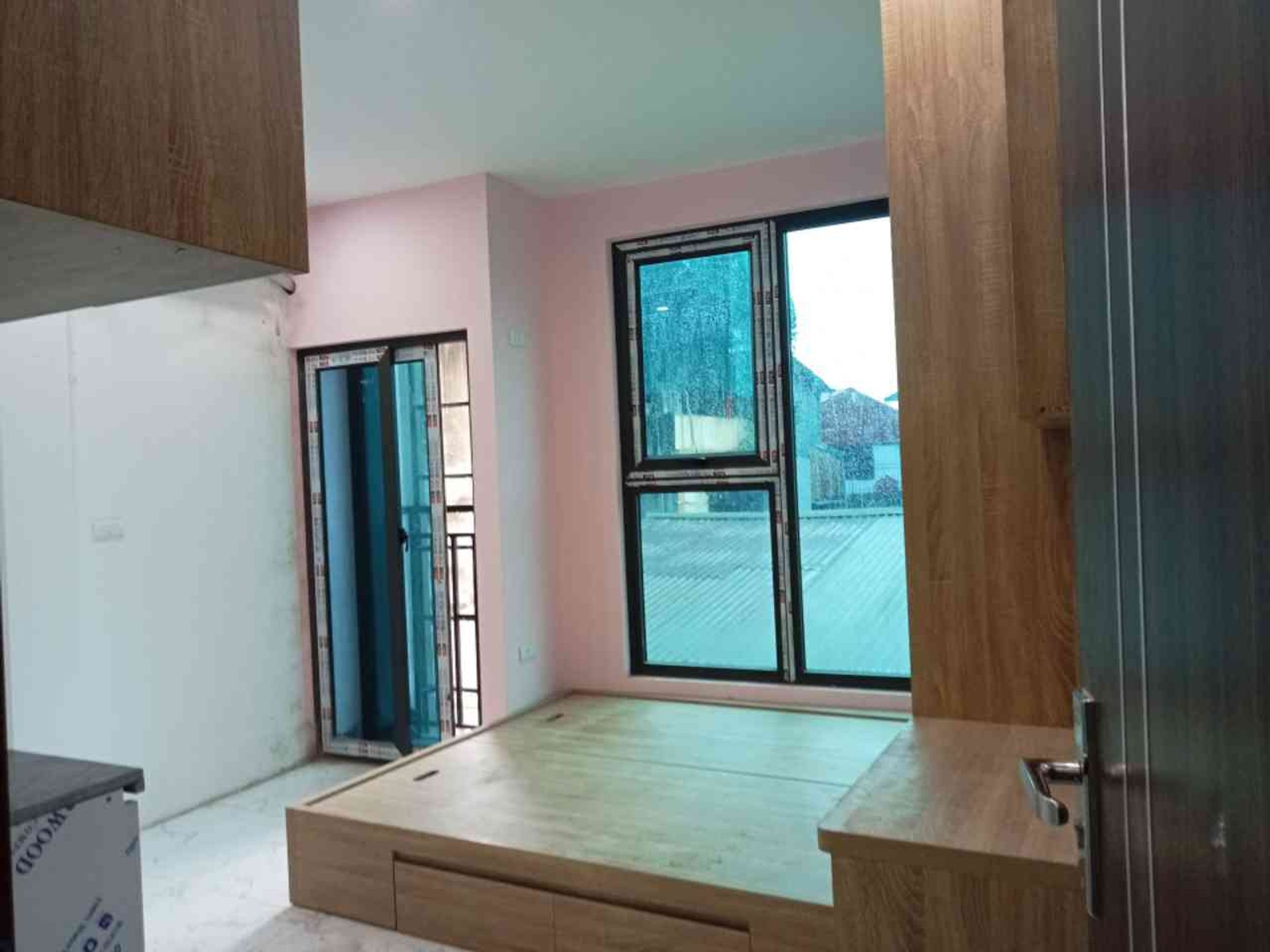 Bán chung cư mini 6 tầng tại Định Công, diện tích 42,6m2