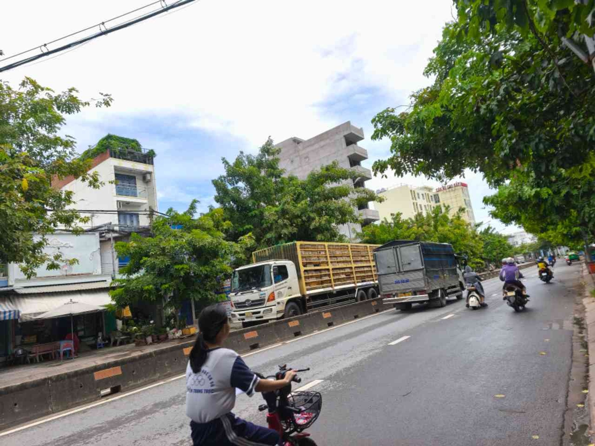 Nhà mặt tiền đắc địa Lê Thị Riêng Quận 12 - 4 tầng - thu nhập ổn định 30 triệu/tháng