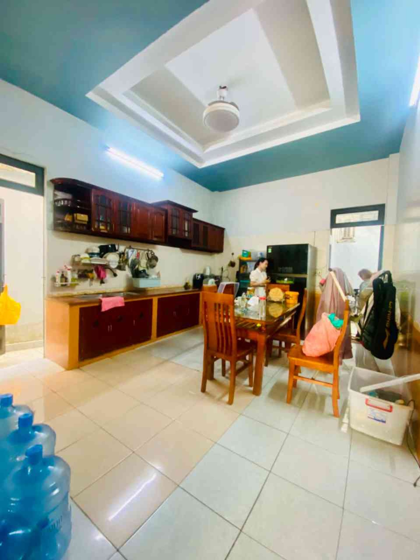 Bán nhà 4 tầng 5 phòng ngủ hẻm 10m khu phân lô Tân Bình
