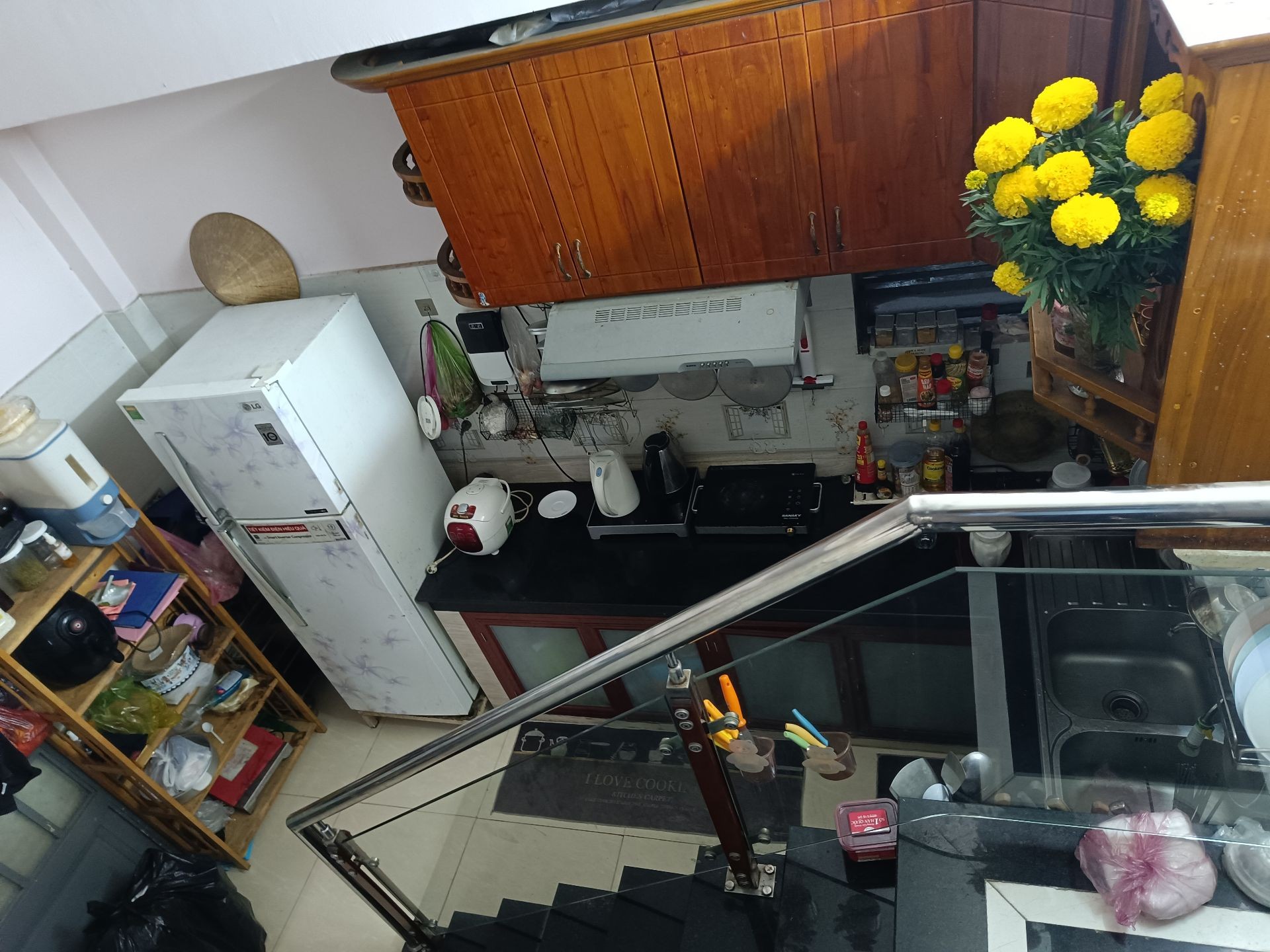 Hiếm nhà 2tầng đường bông sao quận 8, hẻm xe hơi tận noi, ngang 4,5x 8,5 , giá chỉ 4,5tỷ