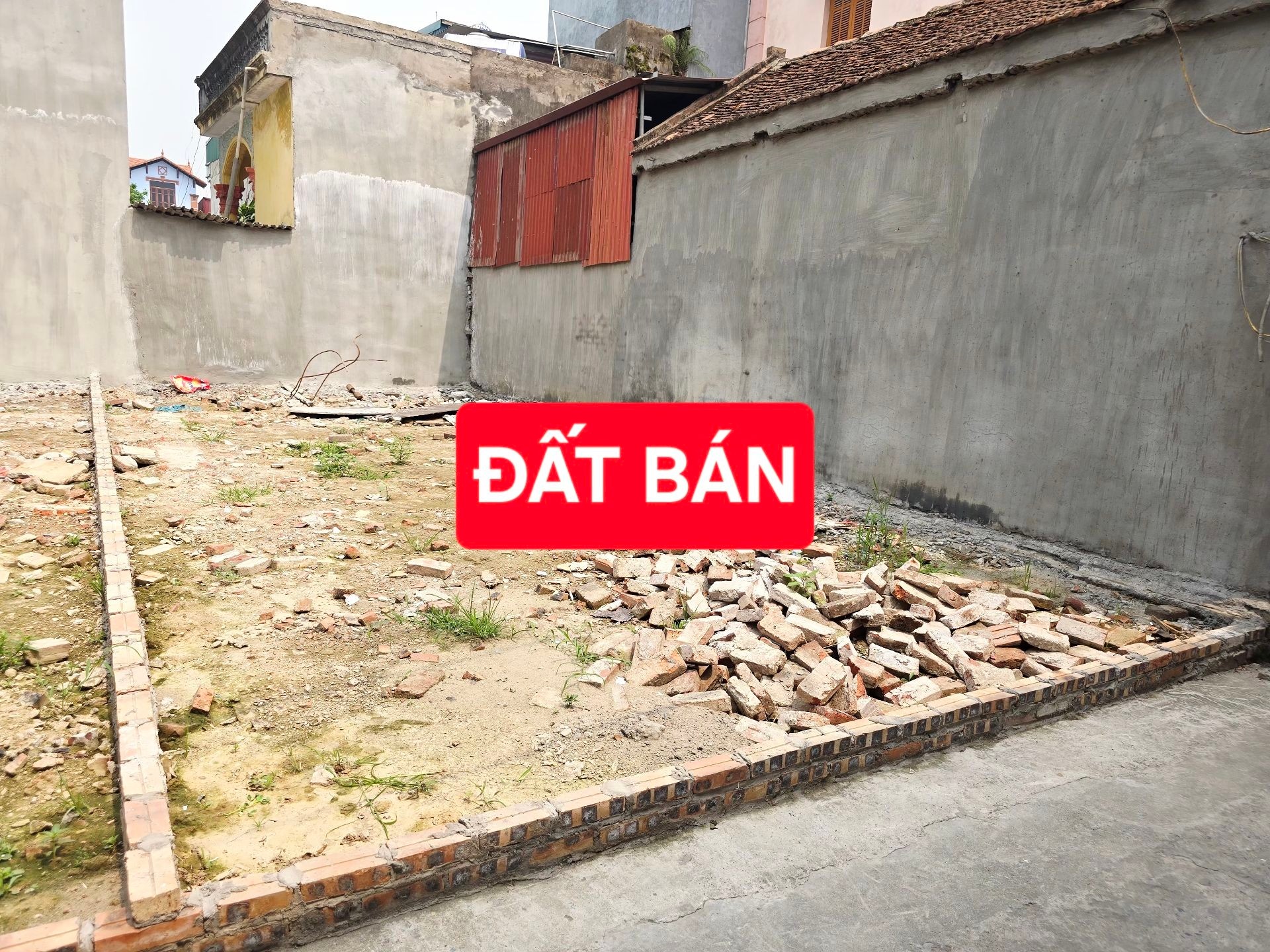 Đất trung tâm Từ Sơn, sẵn xây 3 tầng, giá 4.6 tỷ,LH A Duân:0976891900