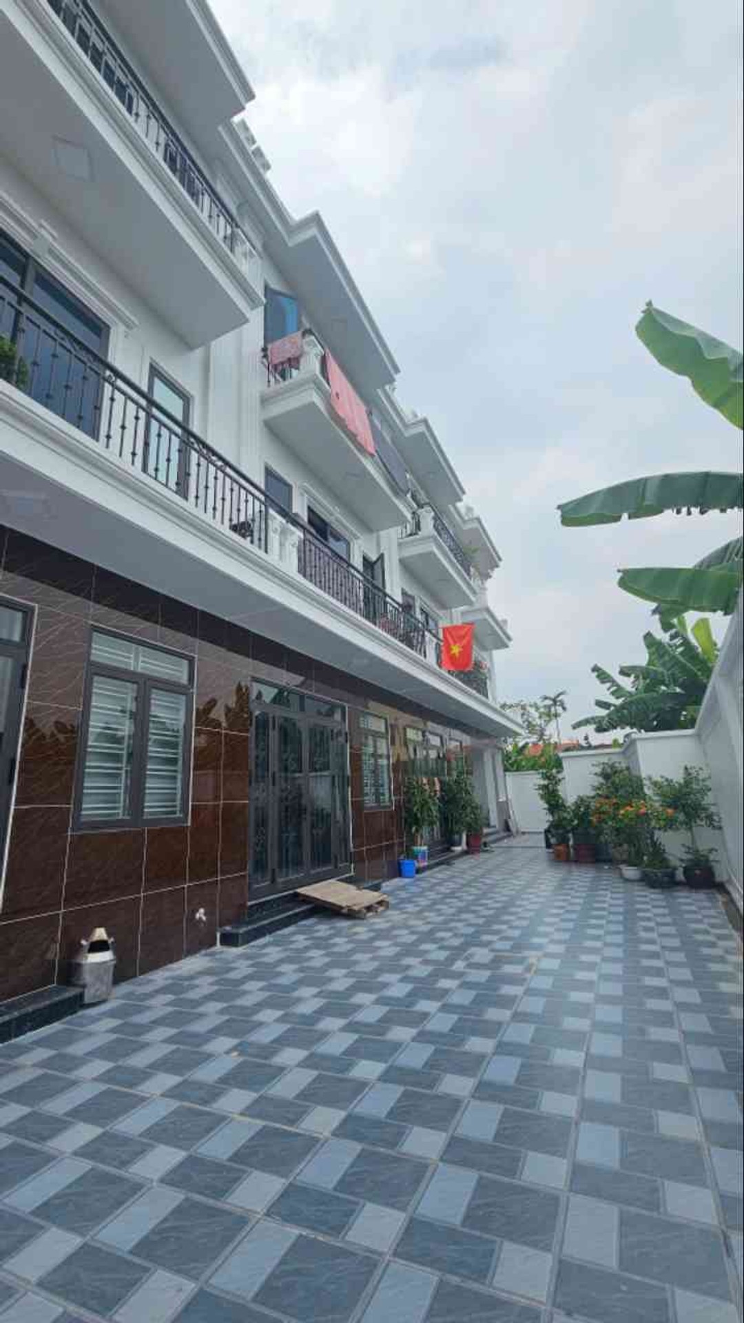 Nhà riêng 3 tầng thiết kế hiện đại tại Trung tâm Hoa Động, Thủy Nguyên