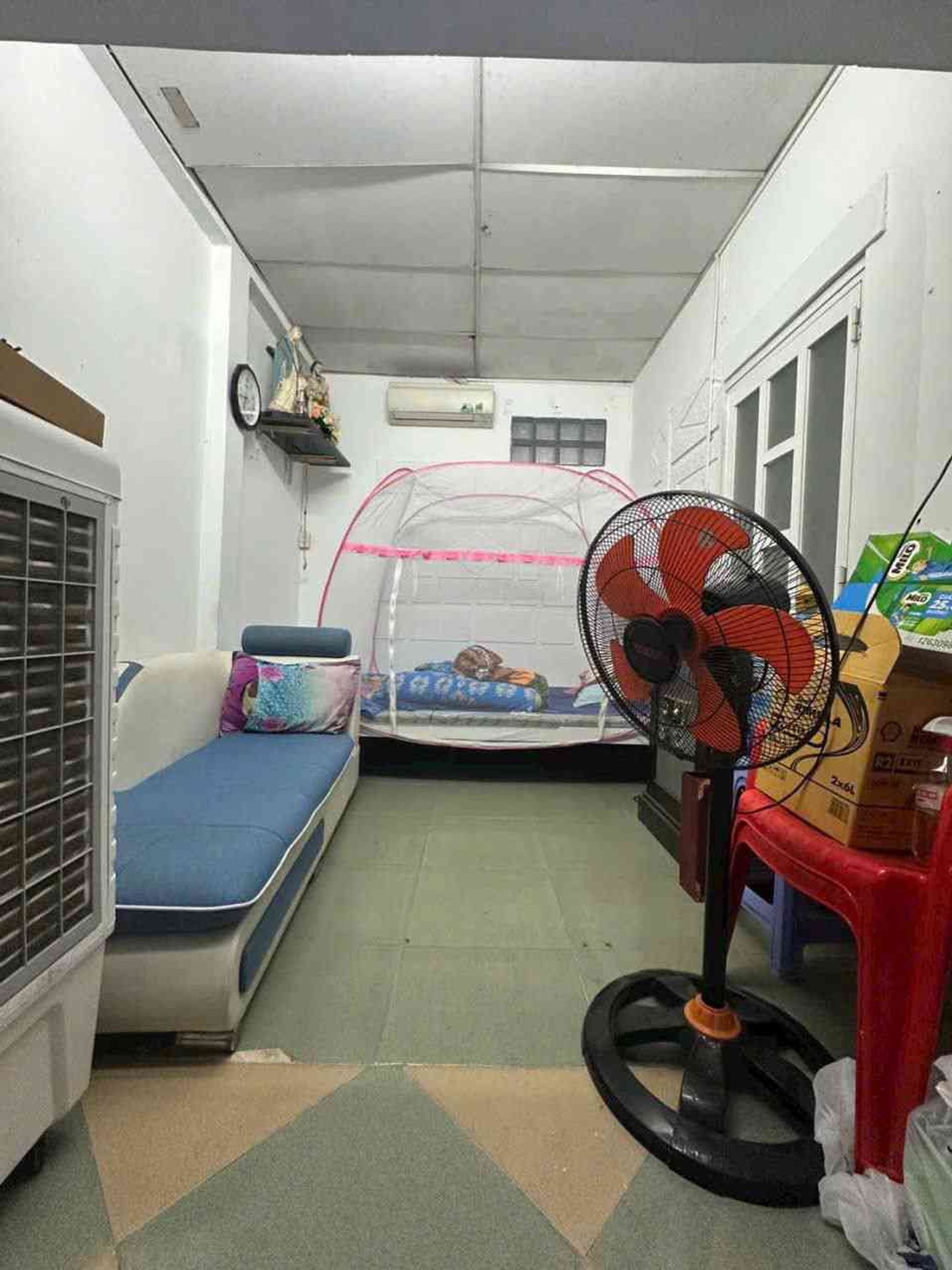 Bán nhà riêng 3 tầng, 4 phòng ngủ, diện tích 64m2 tại Tân Phú