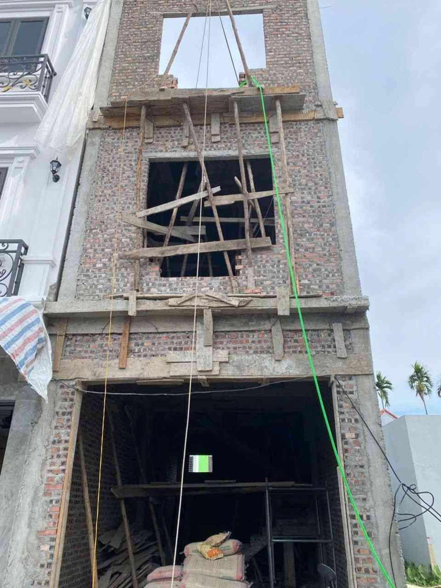 Nhà riêng ba tầng thiết kế tối ưu tại khu vực An Dương phù hợp gia đình trẻ