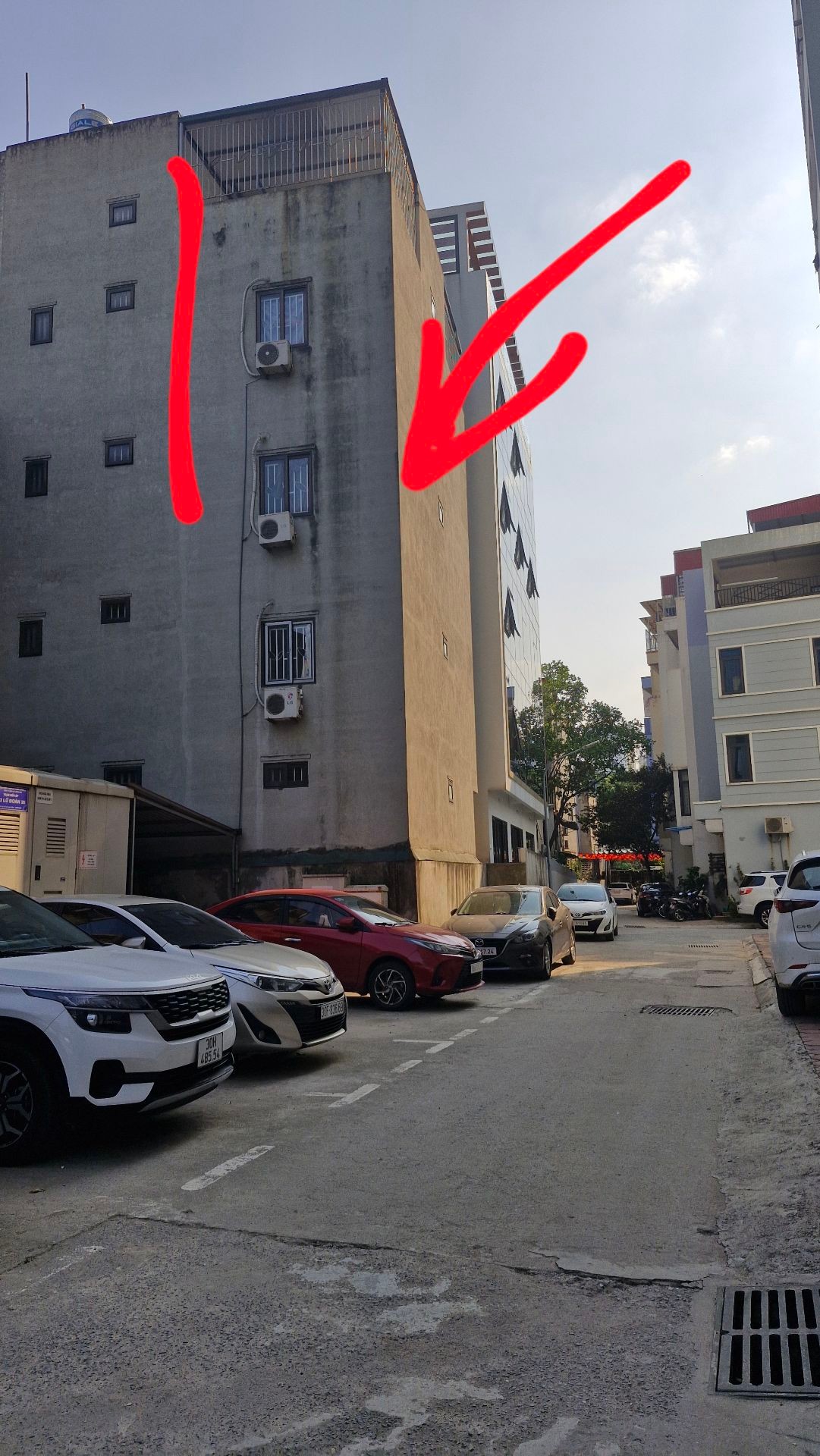 Bán nhà 5 tầng lô góc 3 mặt thoáng tại Định Công Hạ,