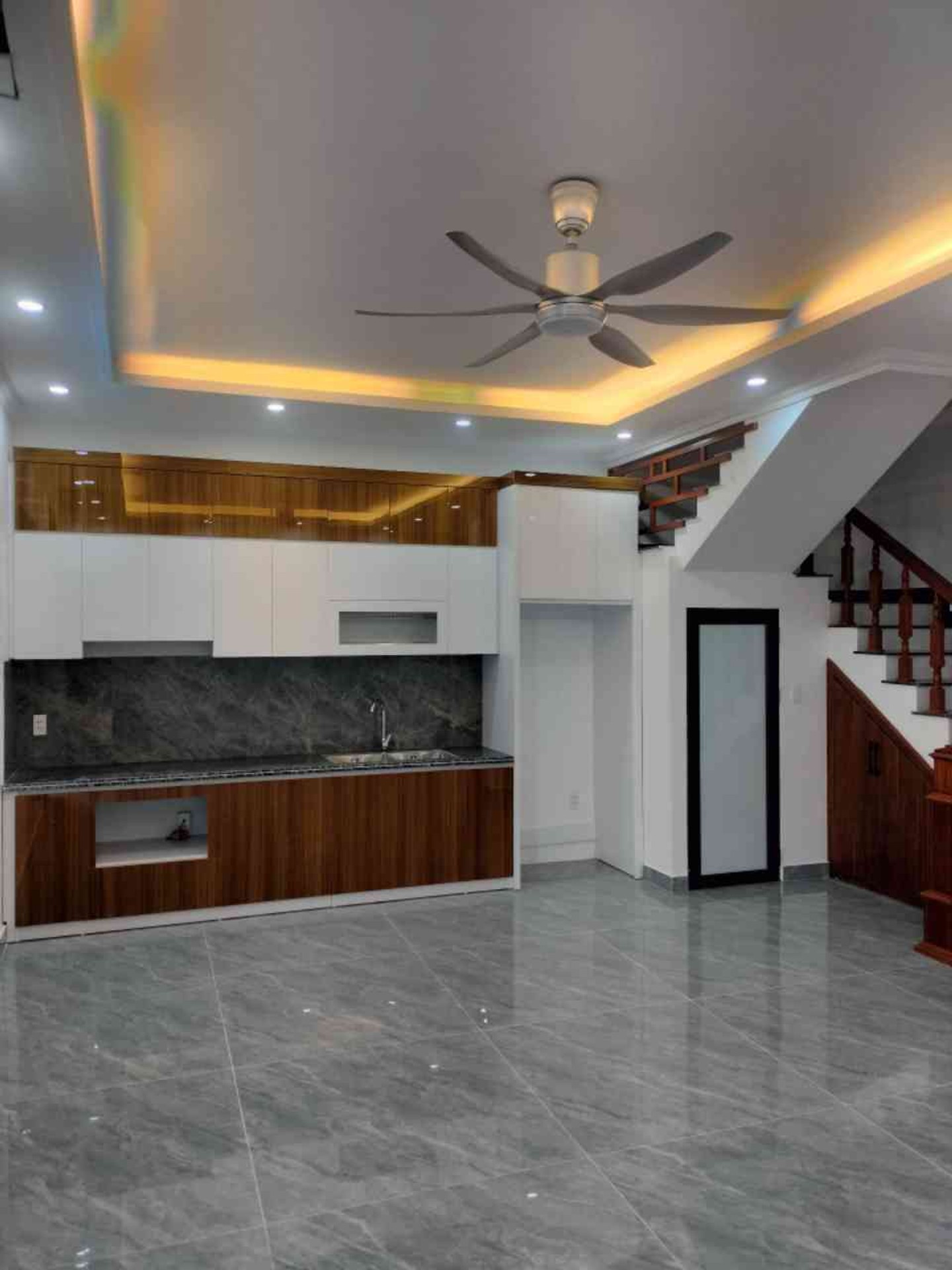 Siêu phẩm nhà 4 tầng ô tô đỗ cửa giá tốt tại An Dương