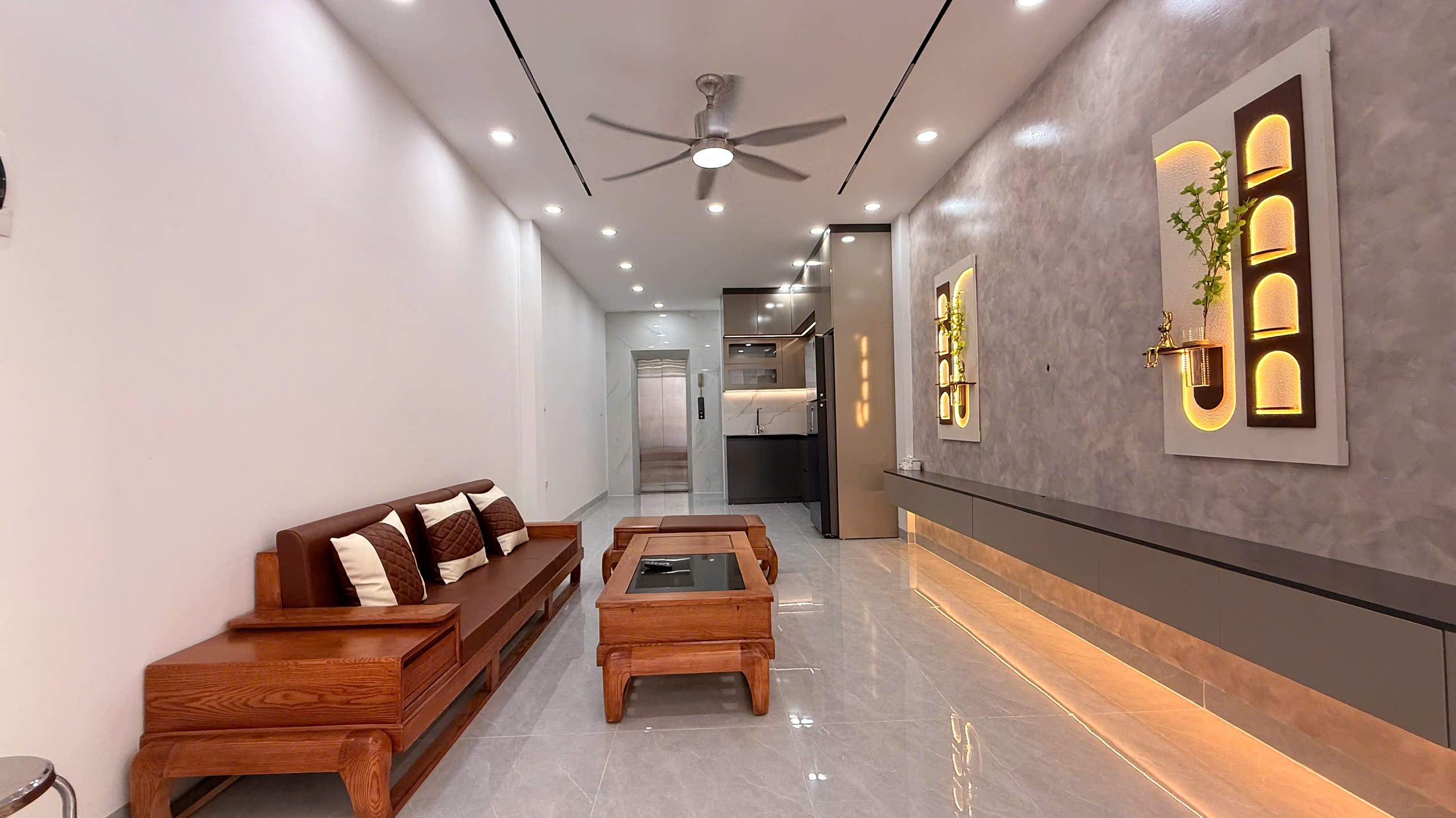 🔥 MỖ LAO – 38M² – 5 TẦNG THANG MÁY – TIỆN ÍCH BẠT NGÀN - GẦN CHỢ MỖ LAO - 11.6 TỶ