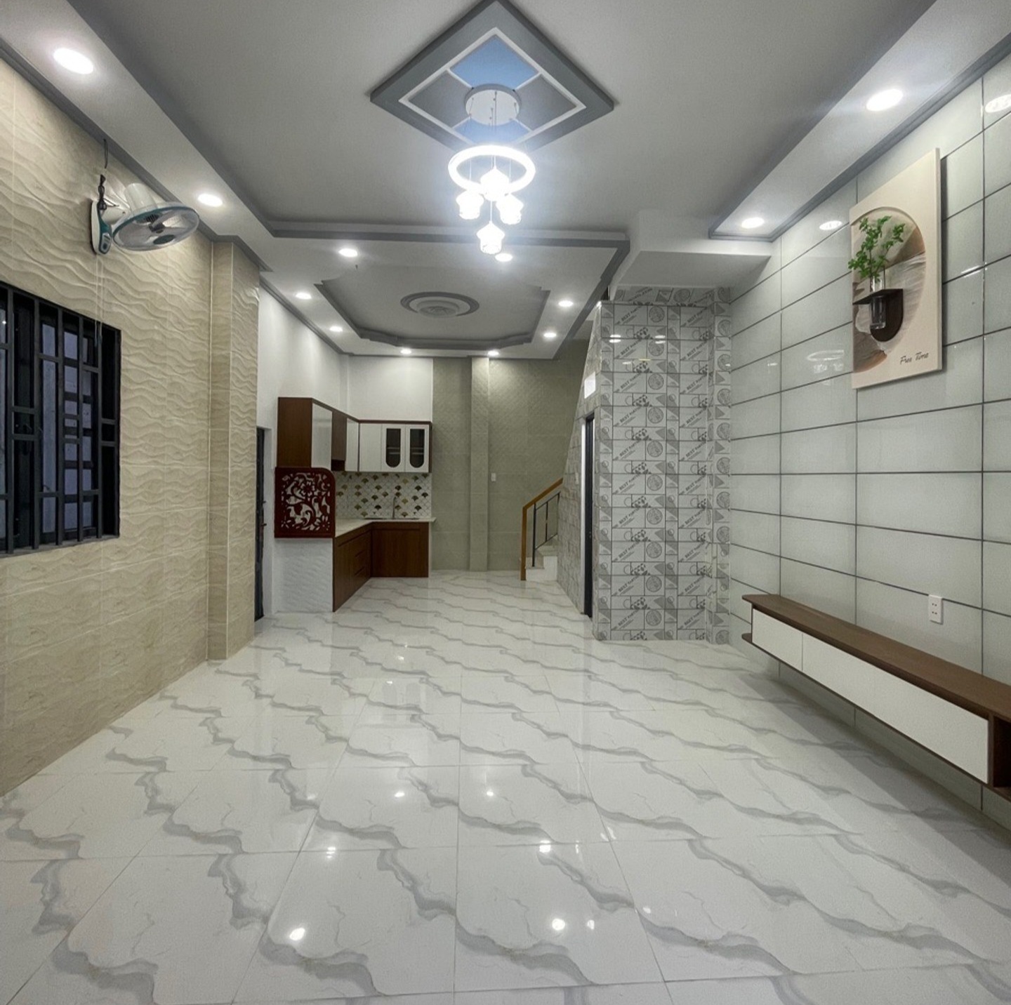 Bán nhà 2 tầng - Kinh Dương Vương - Bình Tân - DTSD: 62.5m² - sát Bến xe Miền Tây