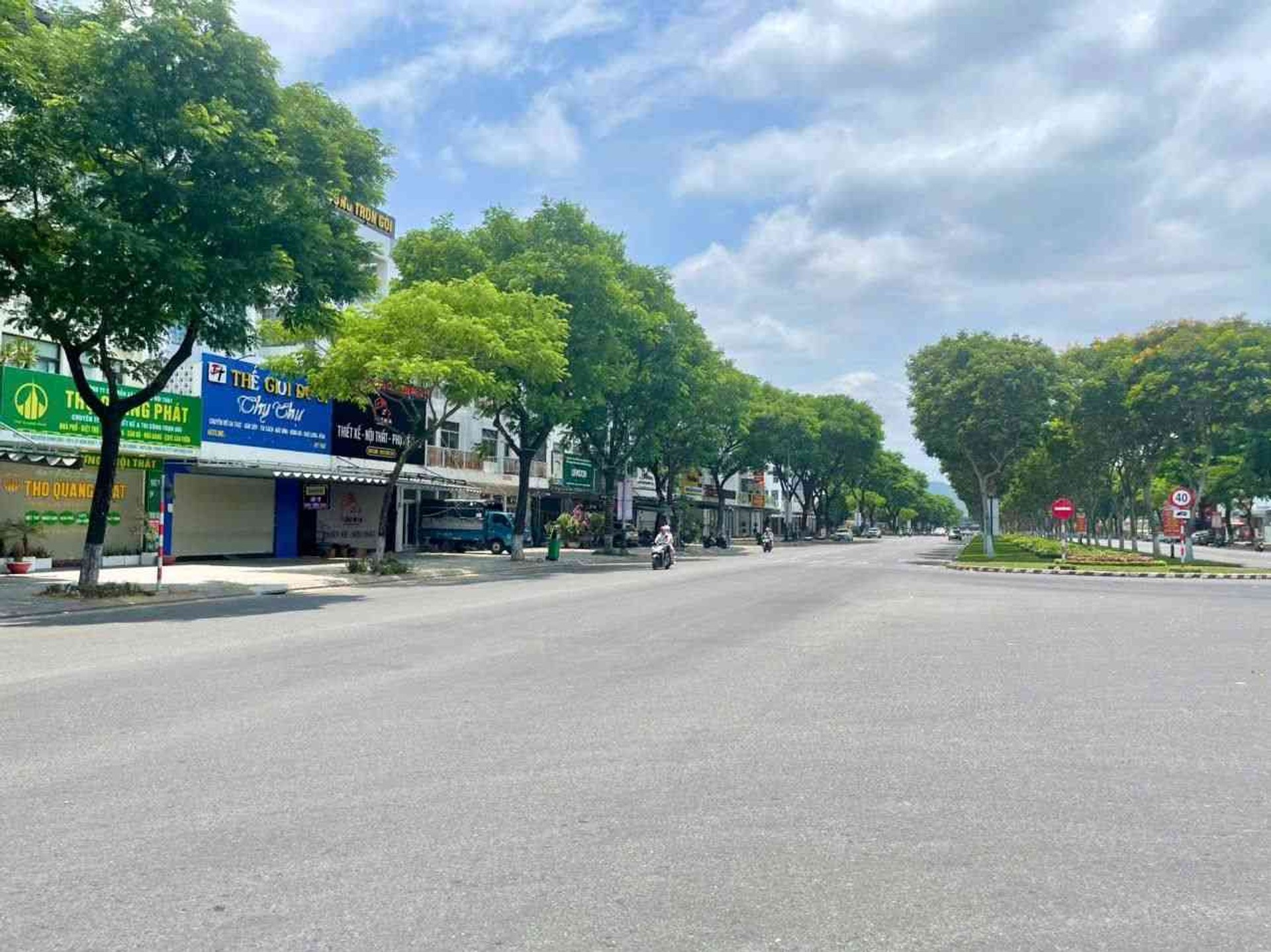 Bán shophouse 5 tầng trung tâm Liên Chiểu, giá tốt
