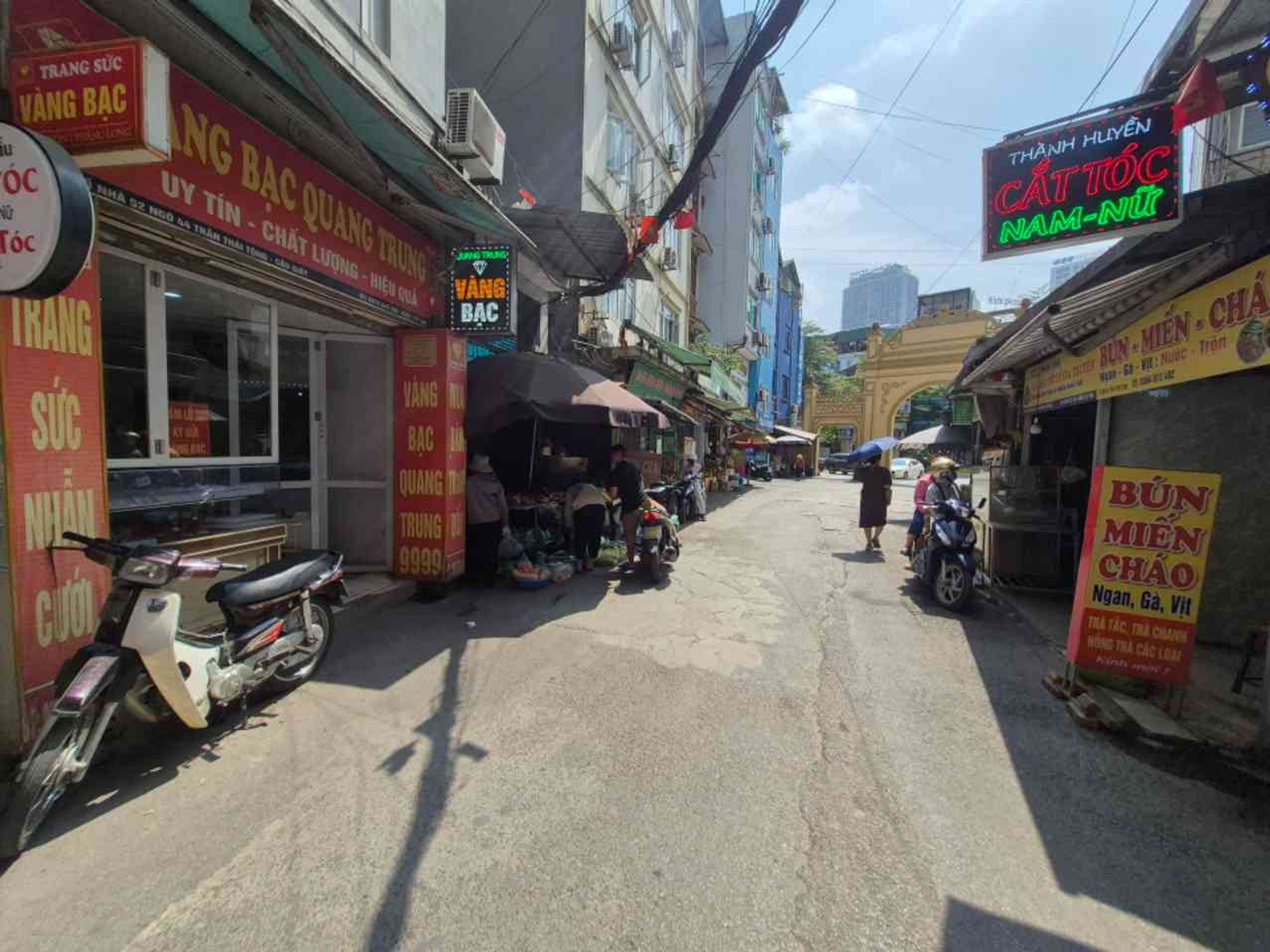Phân Lô hiếm Trần Thái Tông
Kinh doanh Văn Phòng tốt, có bán hầm